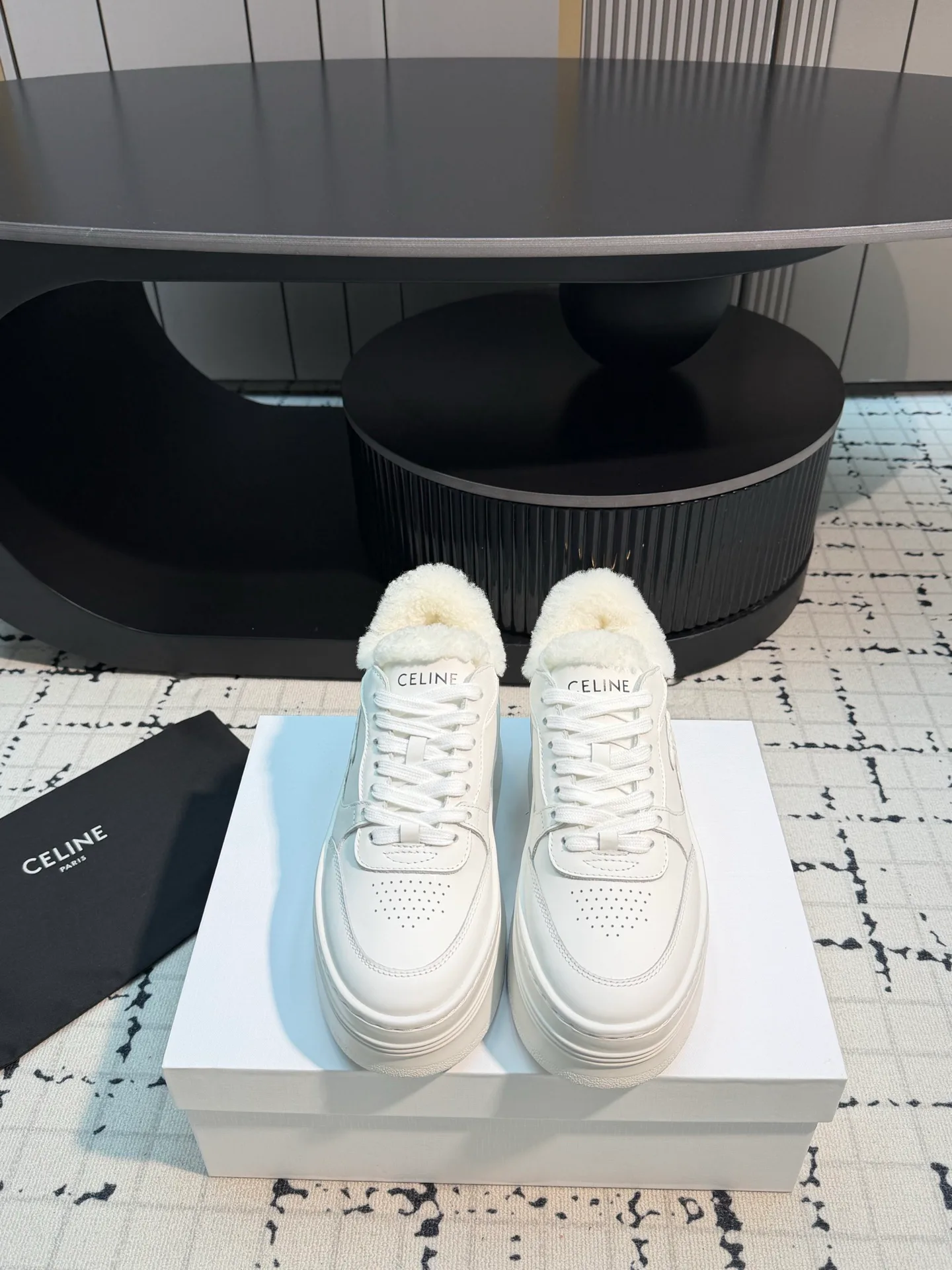 Кроссовки Женские Celine 18547326