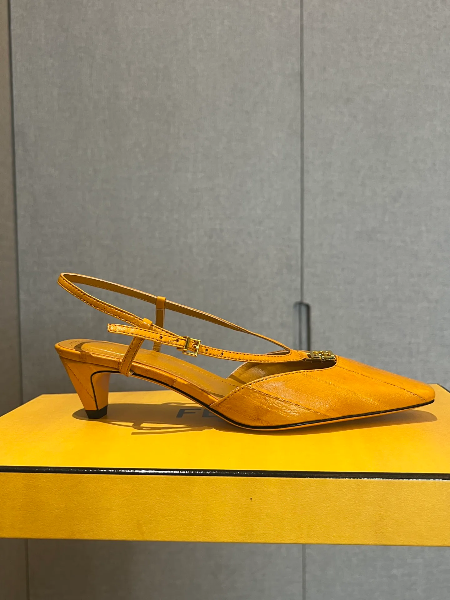 Туфли Женские Fendi 9227144