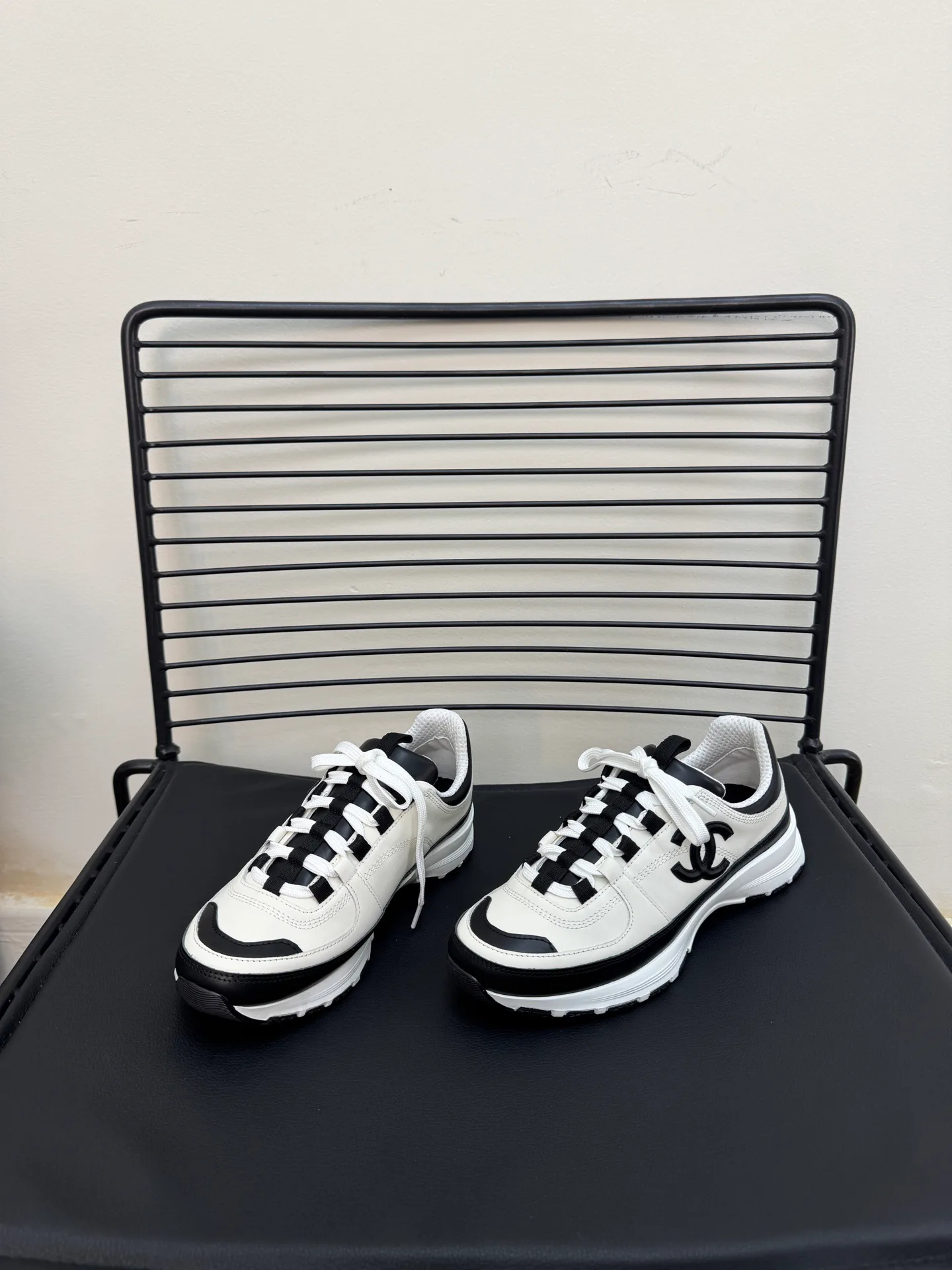 Кроссовки Женские Chanel 18740766