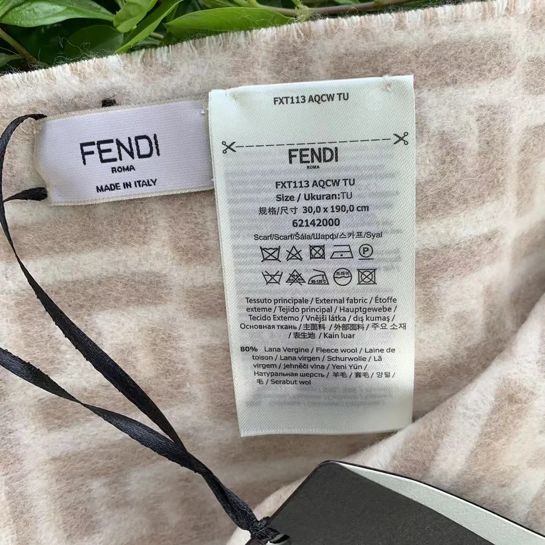 Шарфы Fendi 1570604