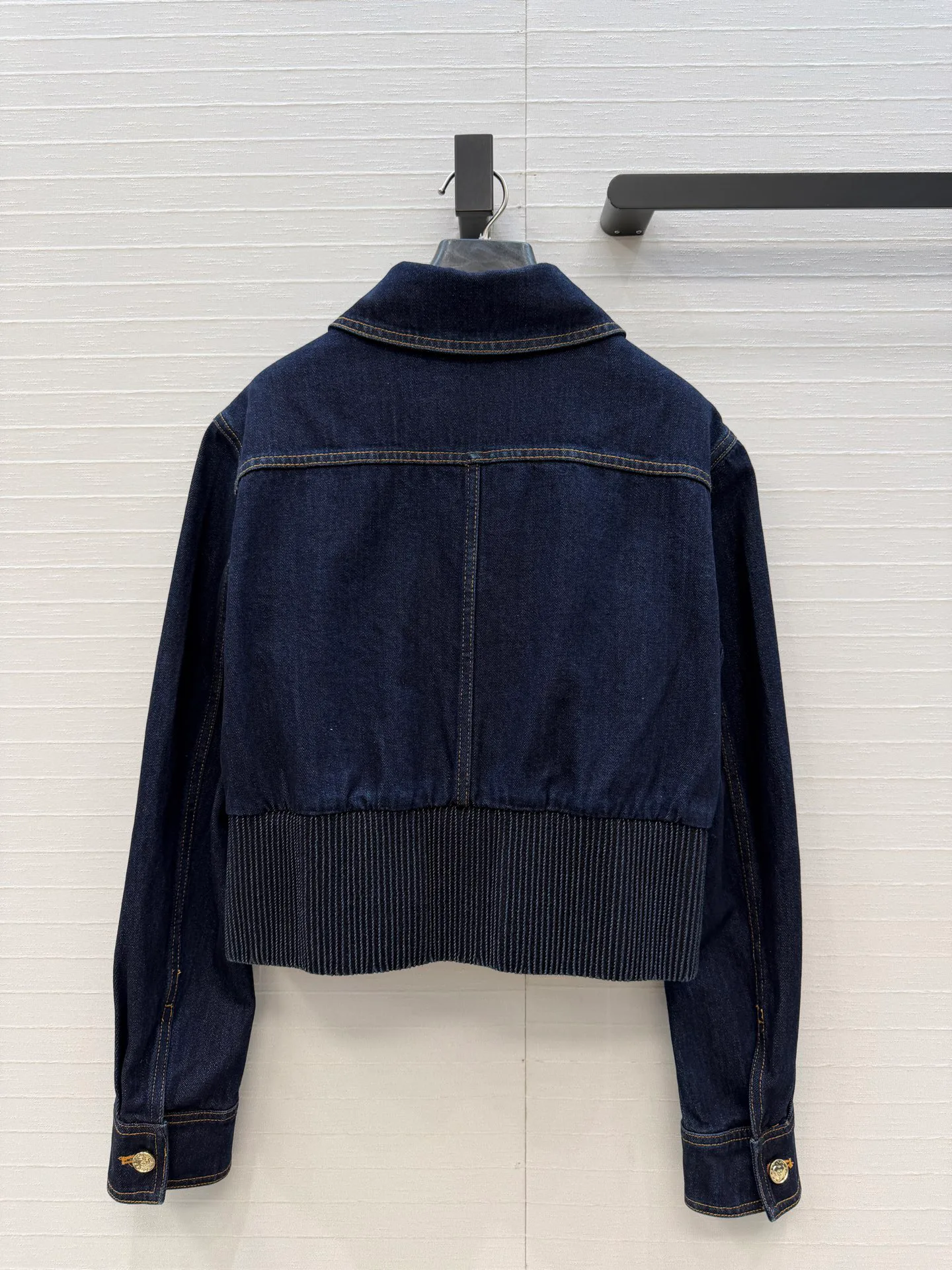 Куртки И Пуховики Женские Chanel 4631678