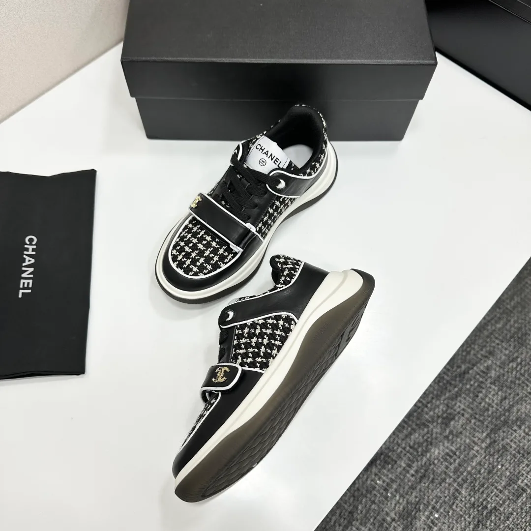 Кроссовки Женские Chanel 11463030