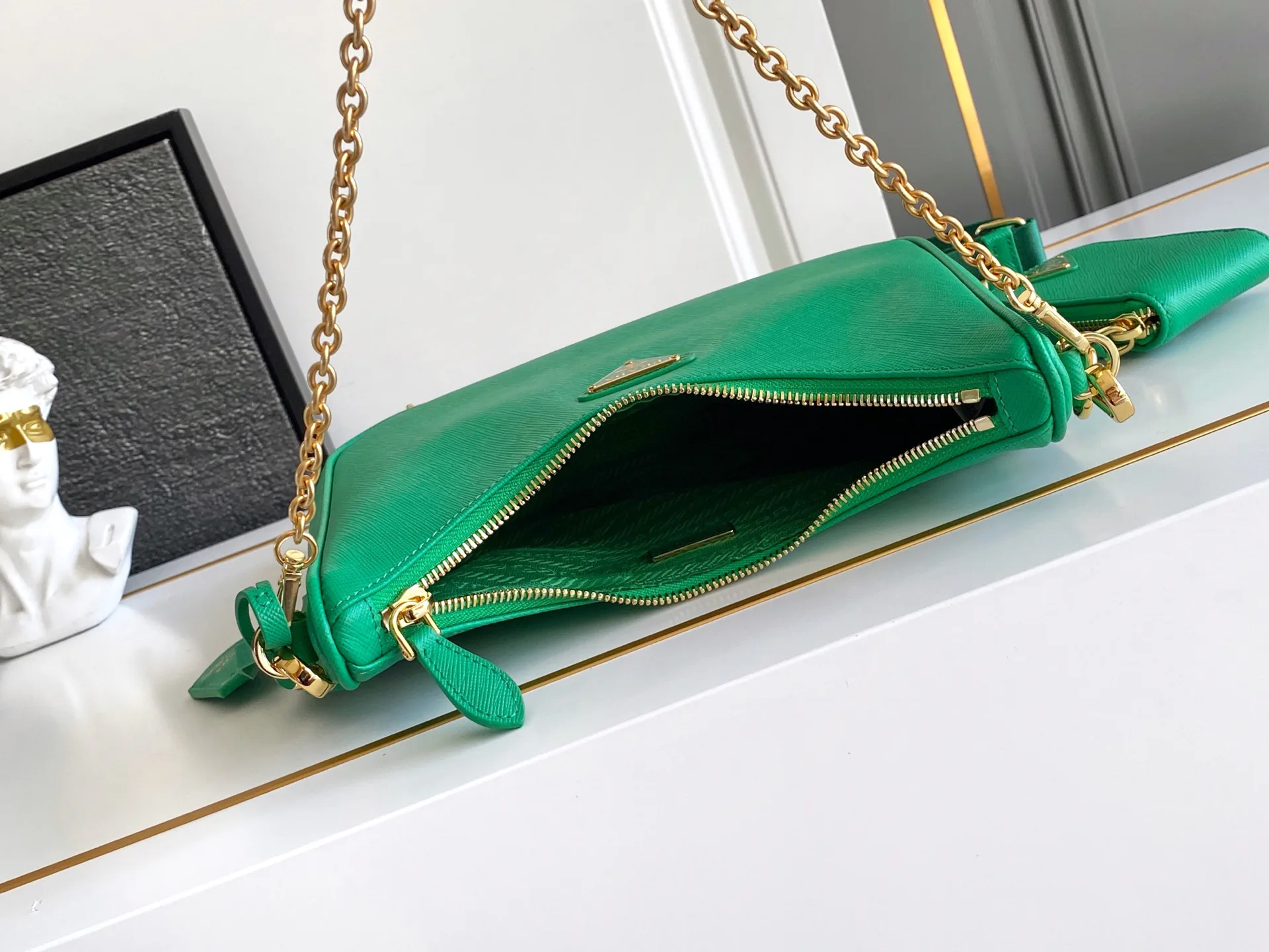 Сумки На Ремне Женские Prada 501338