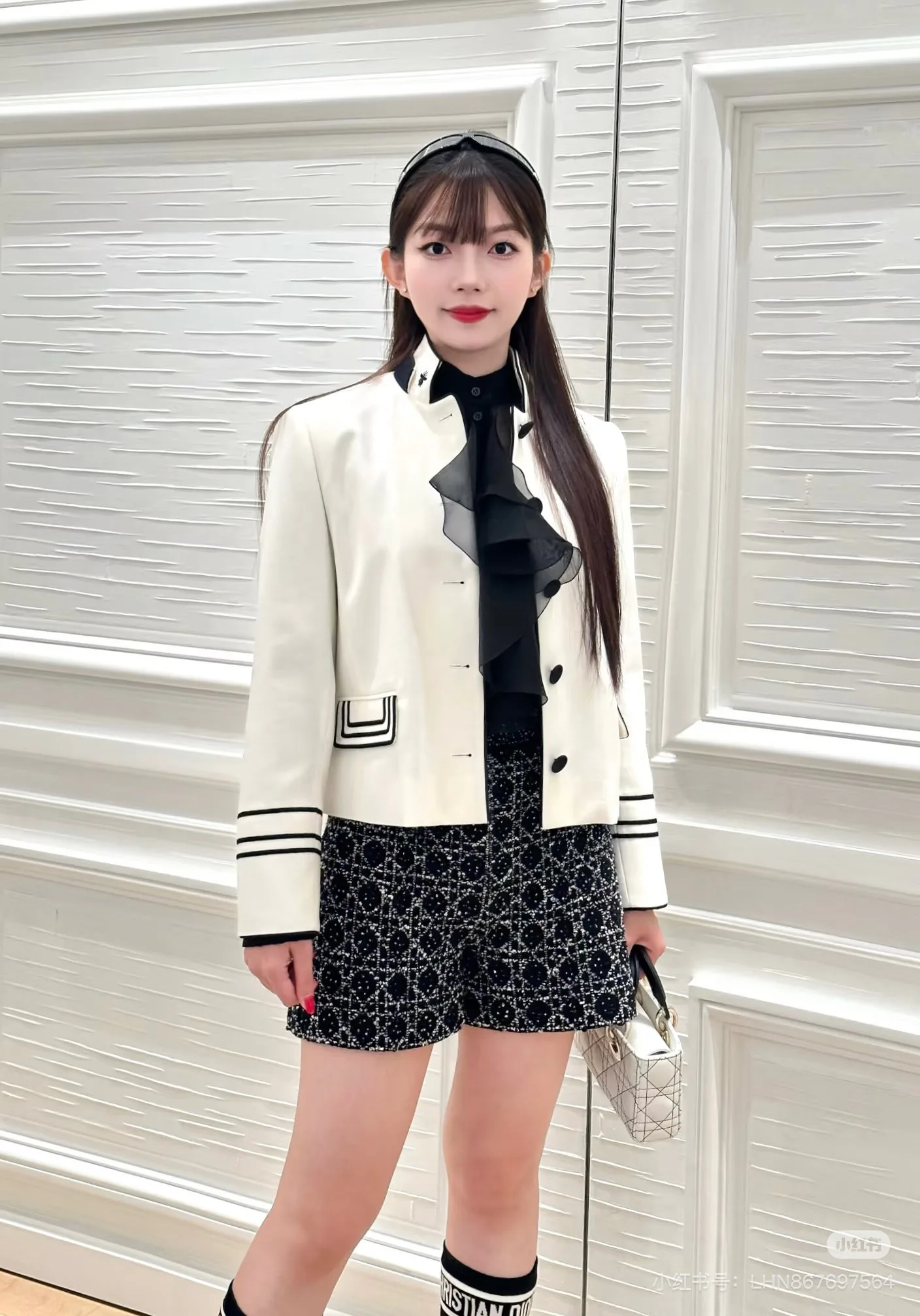 Куртки И Пуховики Женские Christian Dior 9043581