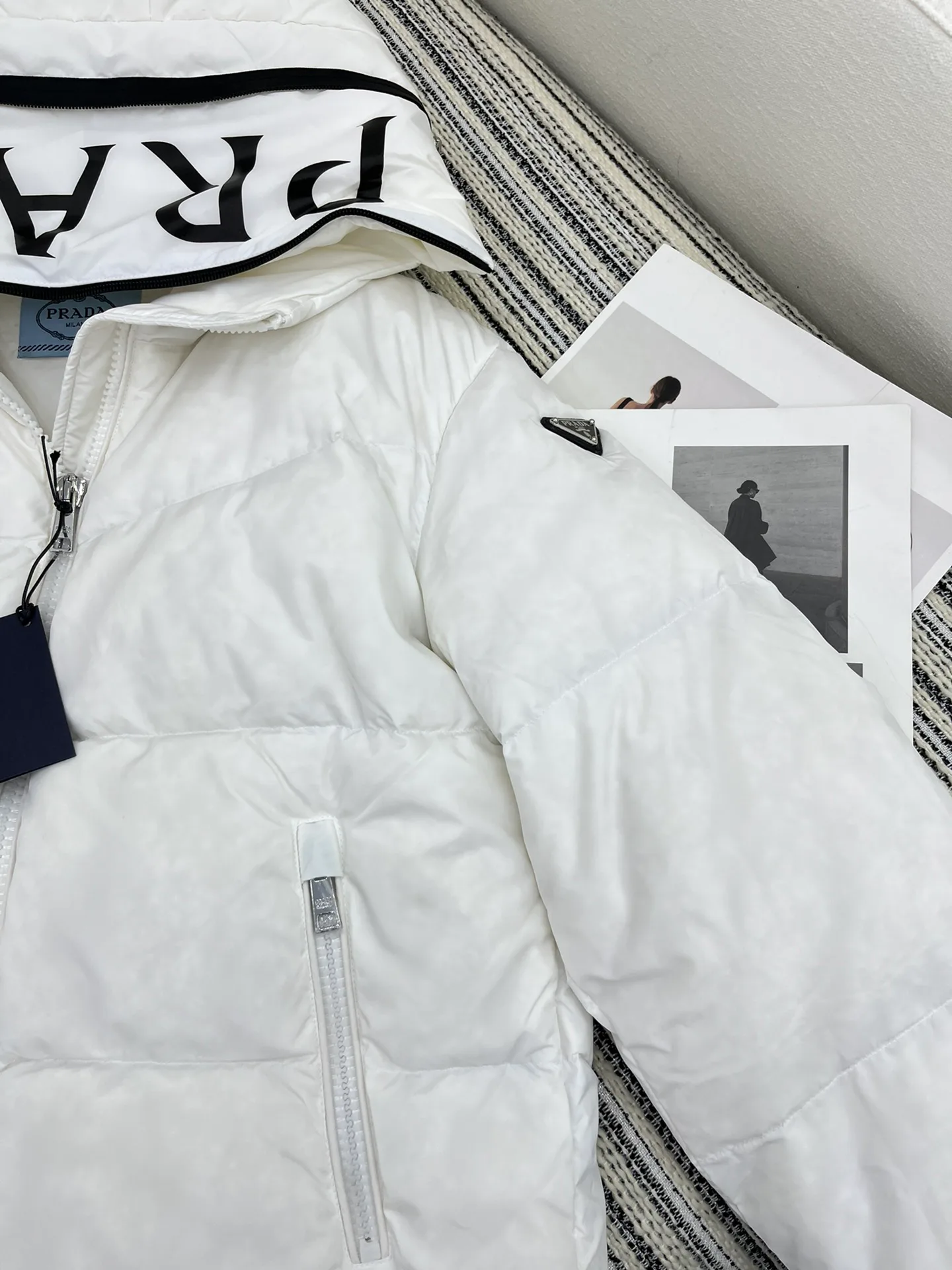 Куртки И Пуховики Женские Prada 863435