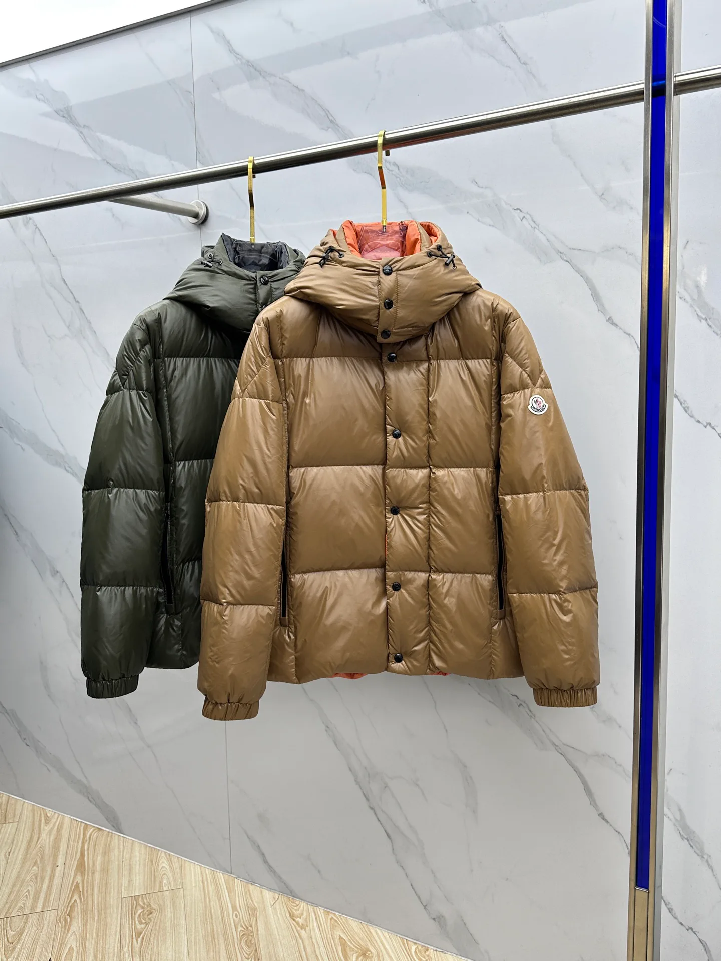 Куртки И Пуховики Мужские Moncler 2237474