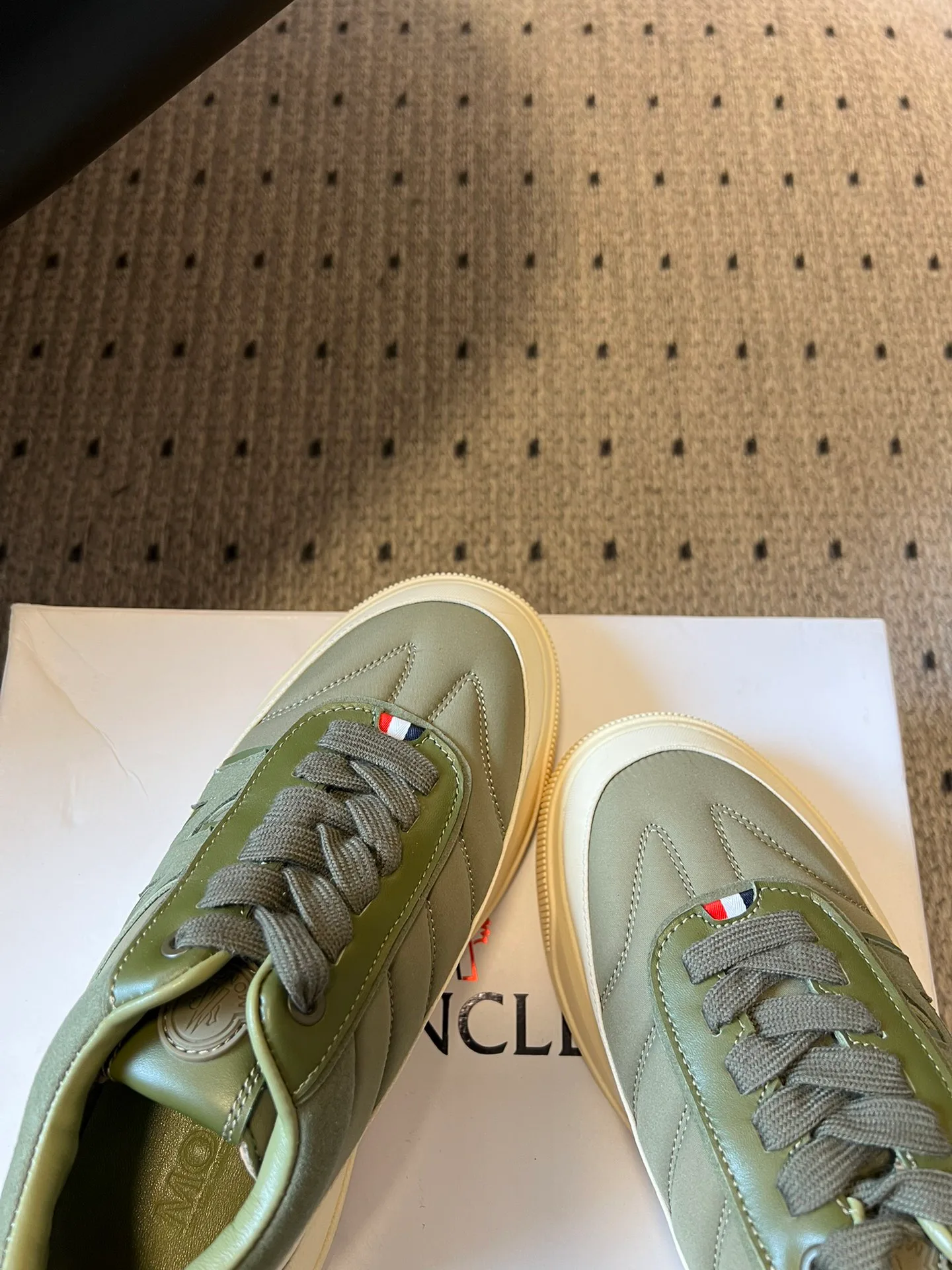 Кроссовки Женские Moncler 4404932