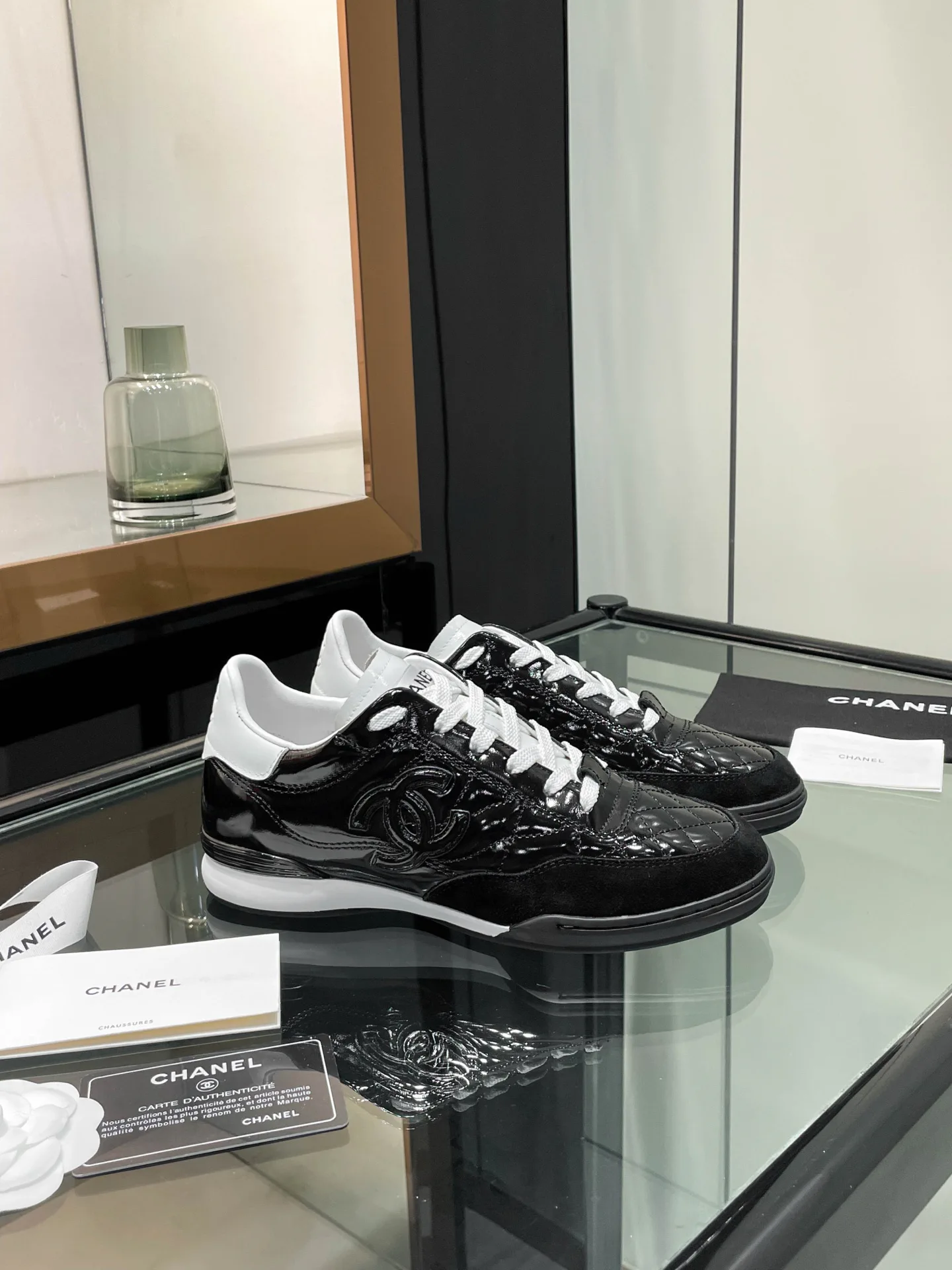Кроссовки Женские Chanel 18780400