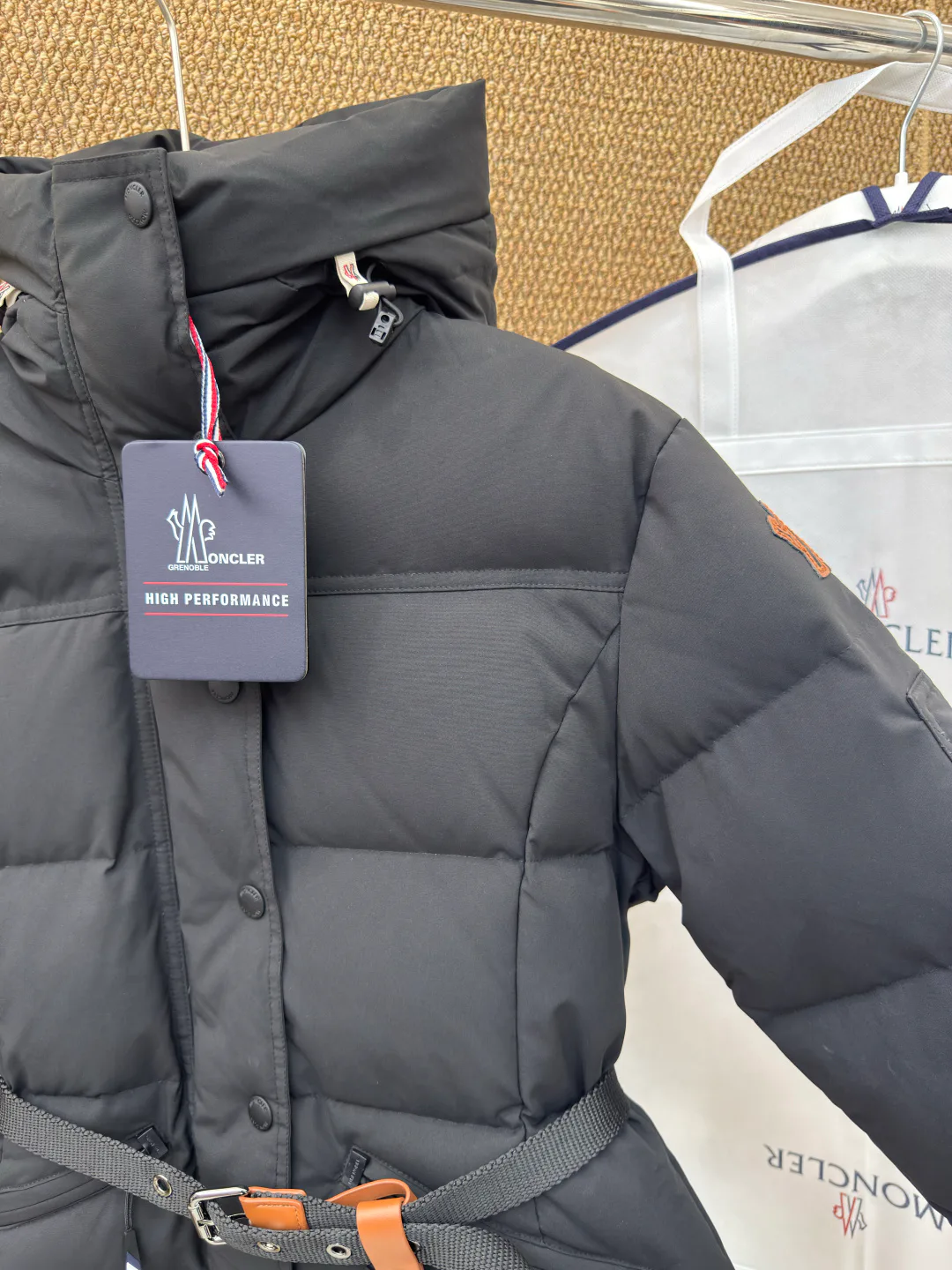 Куртки И Пуховики Женские Moncler 18816464