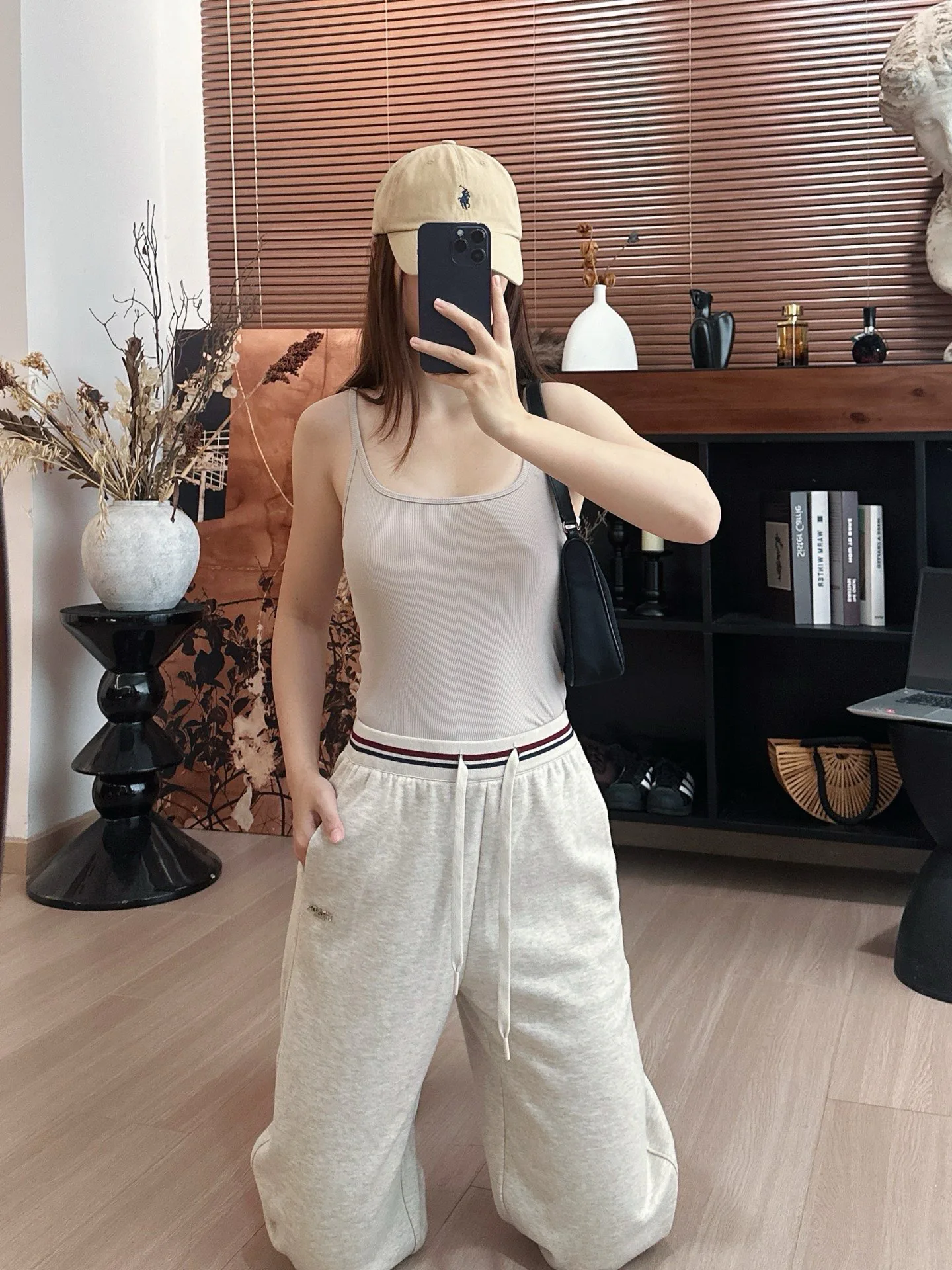 Брюки Женские Prada 18473772