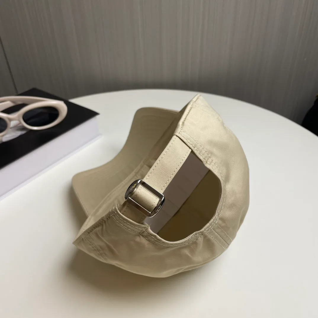 Головные Уборы Celine 13294327