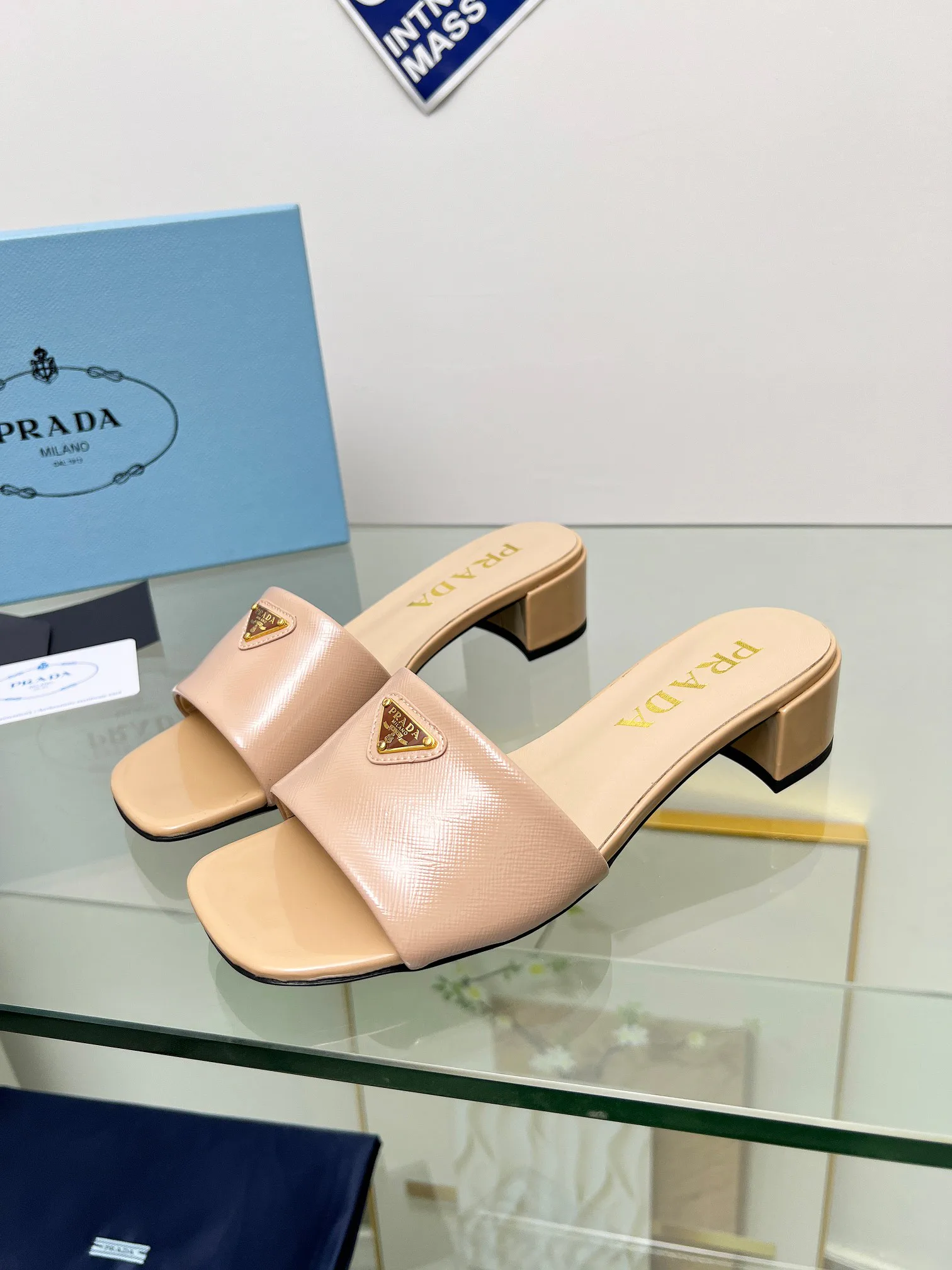 Босоножки Женские Prada 11386447