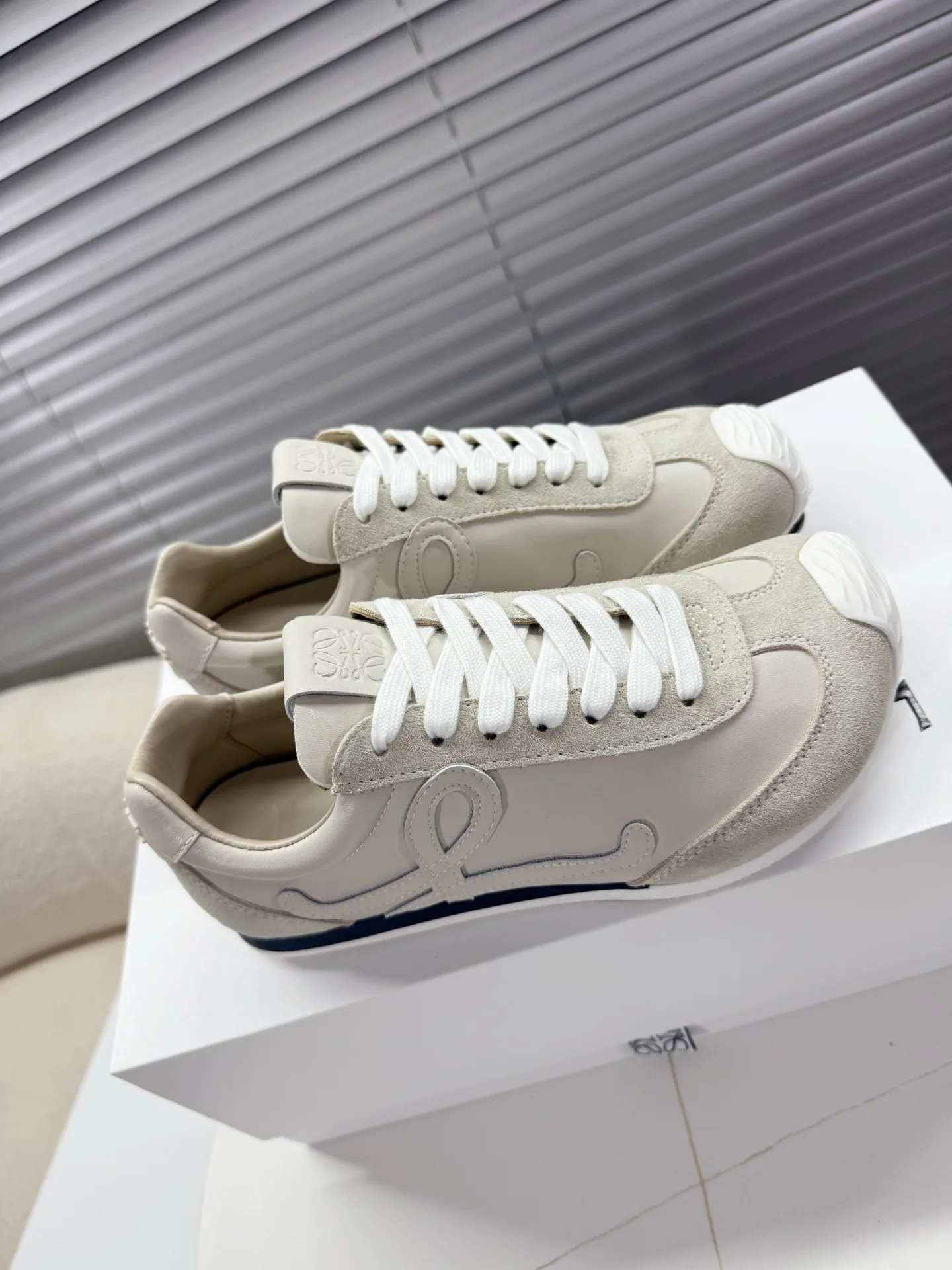 Кроссовки Женские Loewe 4019918