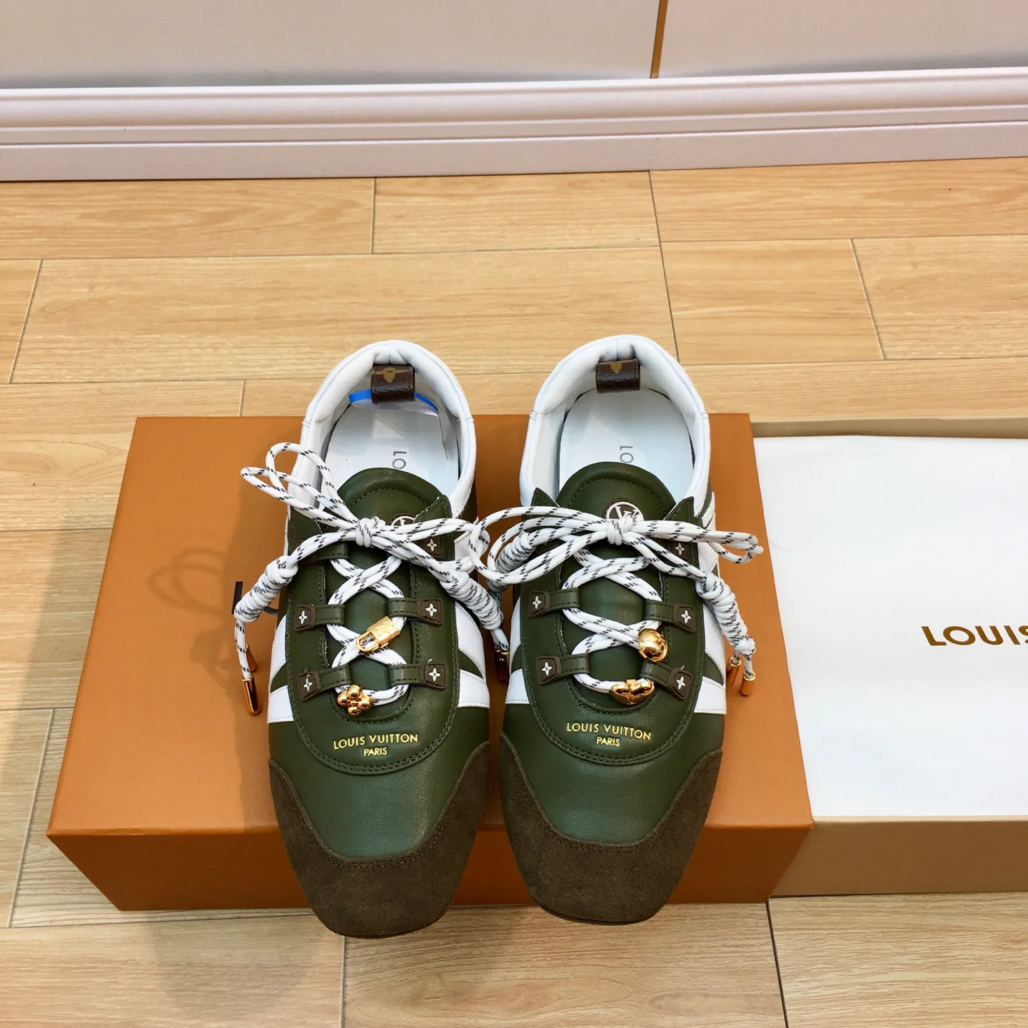 Кроссовки Женские Louis Vuitton 1590948