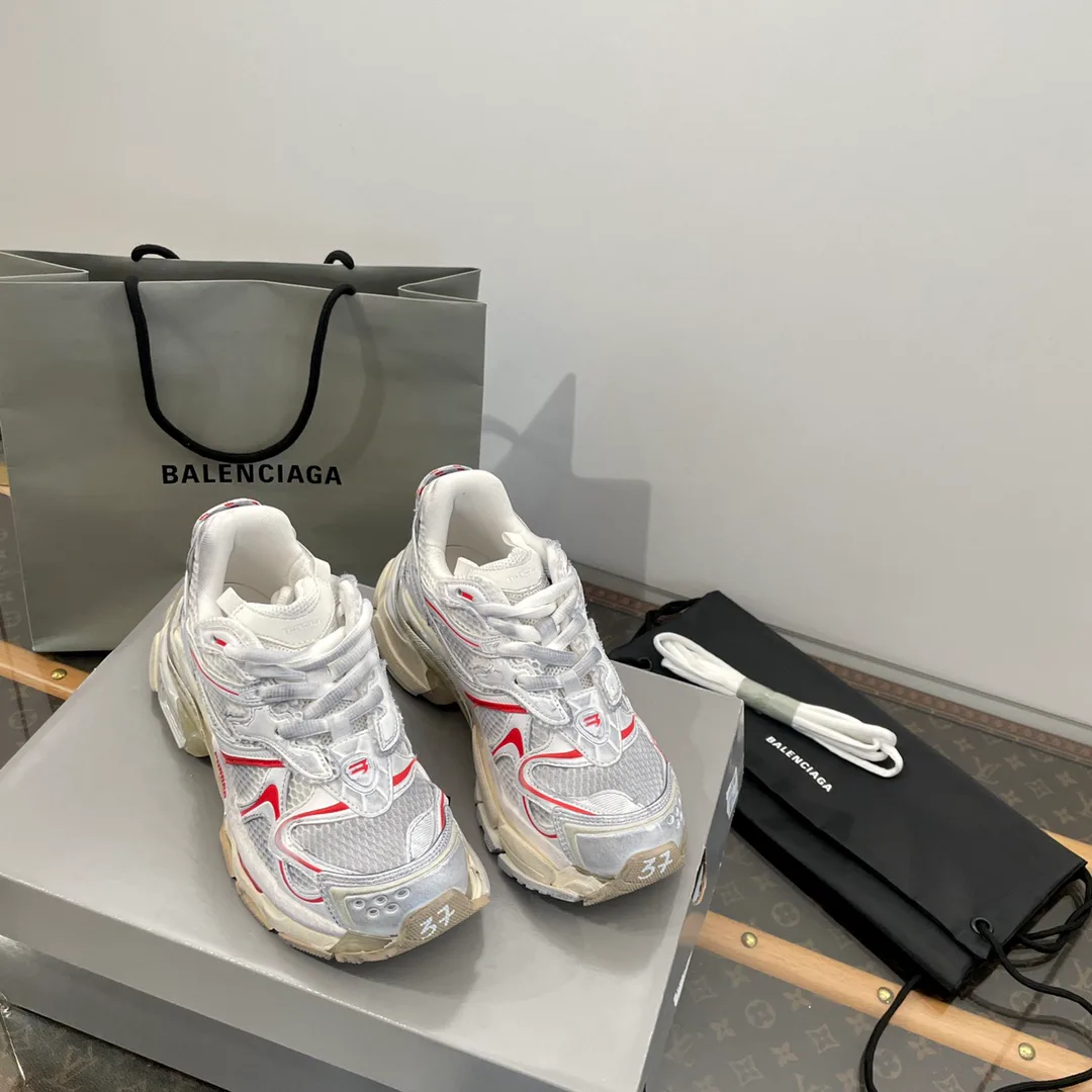 Кроссовки Женские Balenciaga 12656282