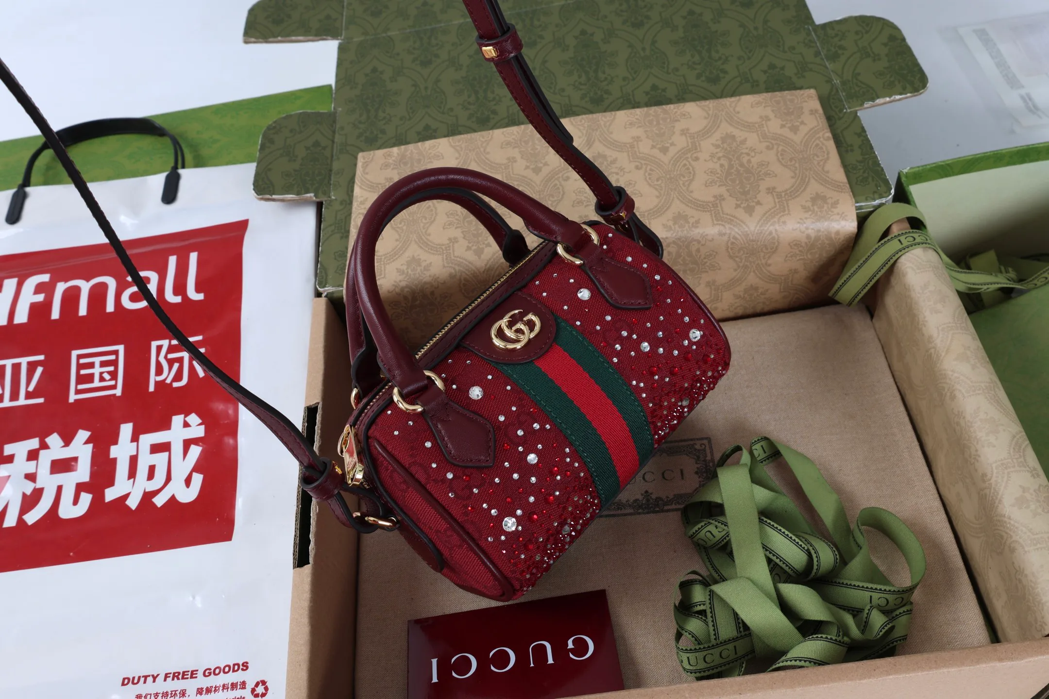 Классические Сумки Женские Gucci 2606377