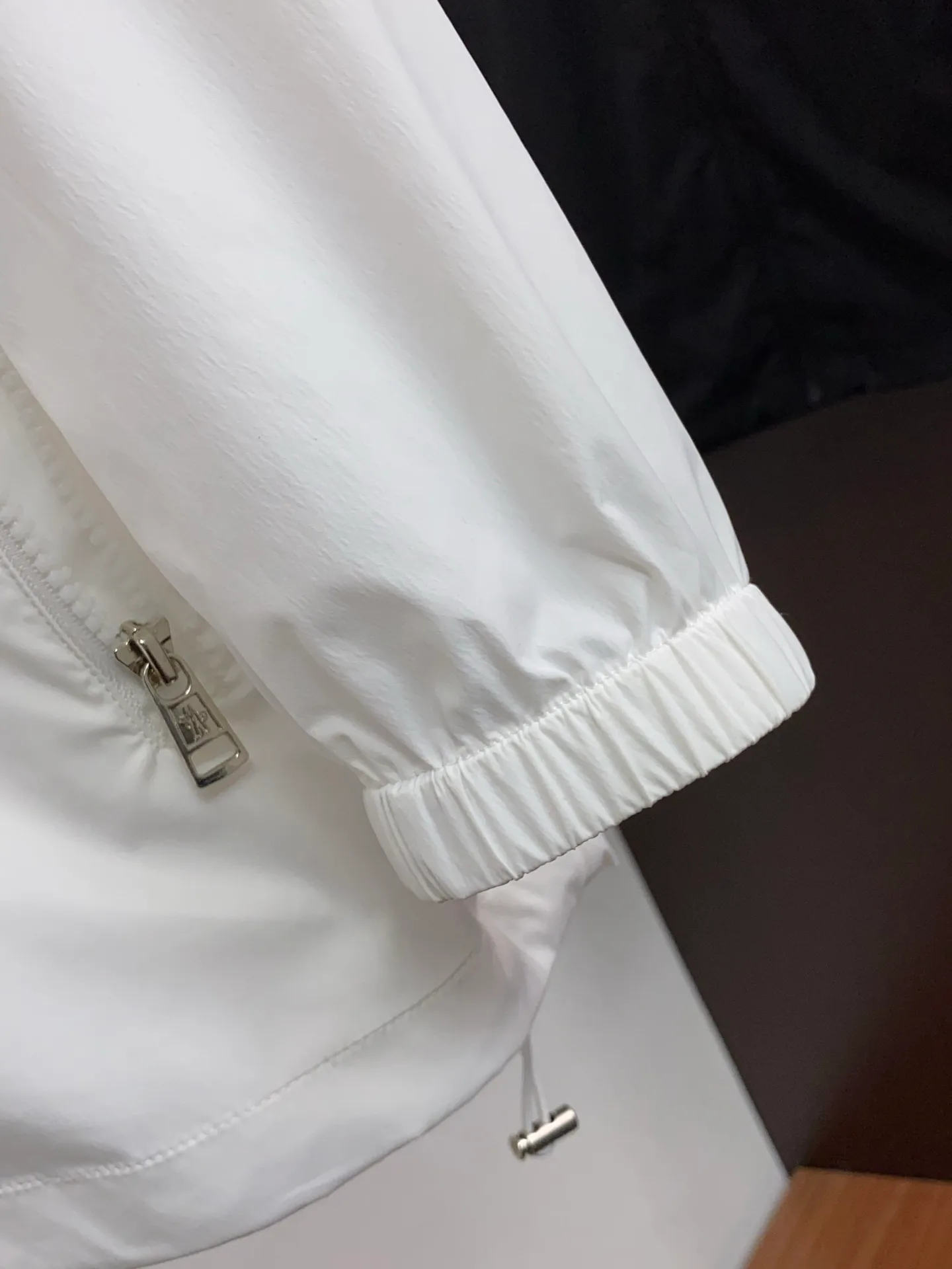Куртки И Пуховики Мужские Moncler 17510127