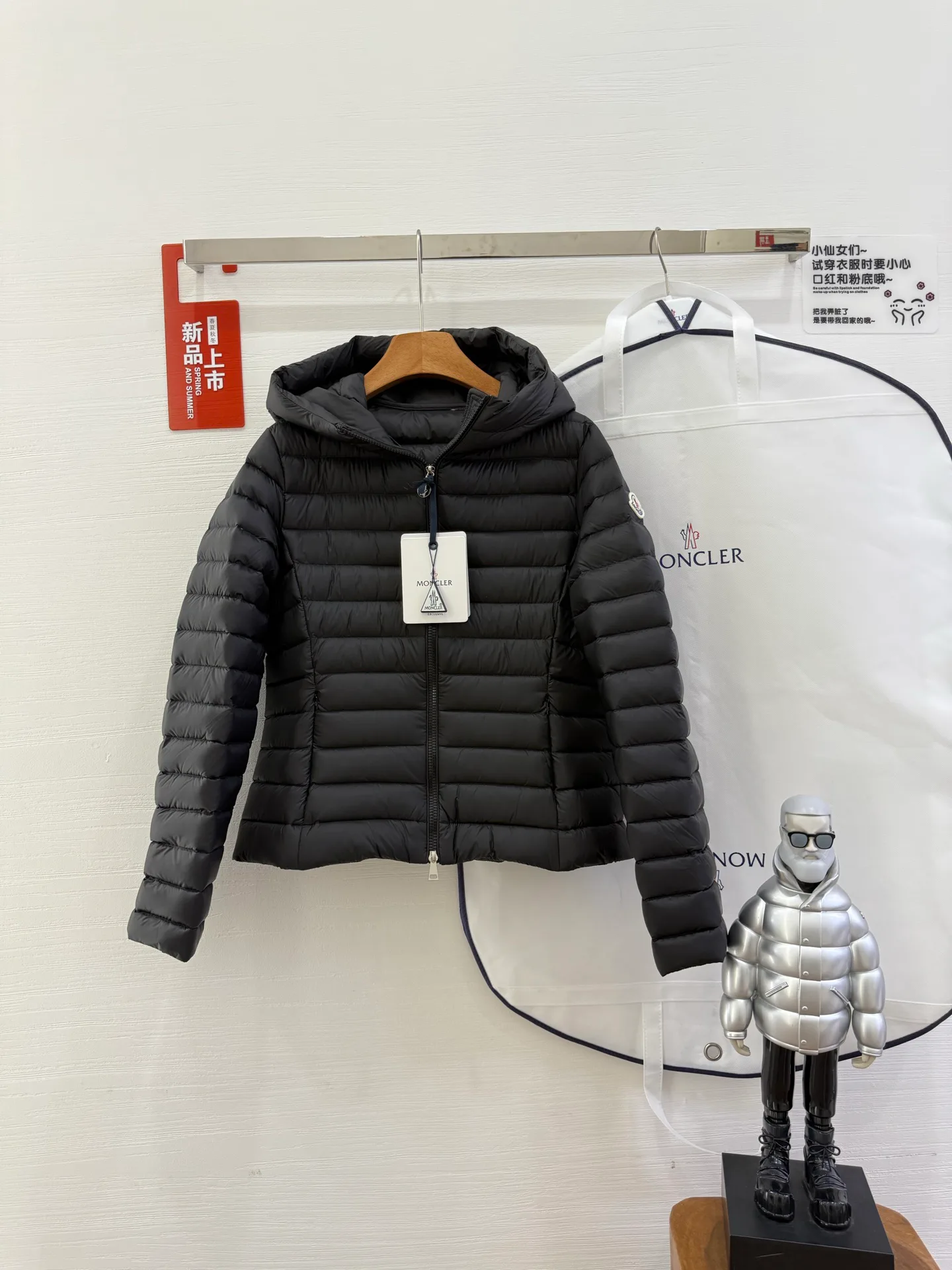 Куртки И Пуховики Женские Moncler 18825215
