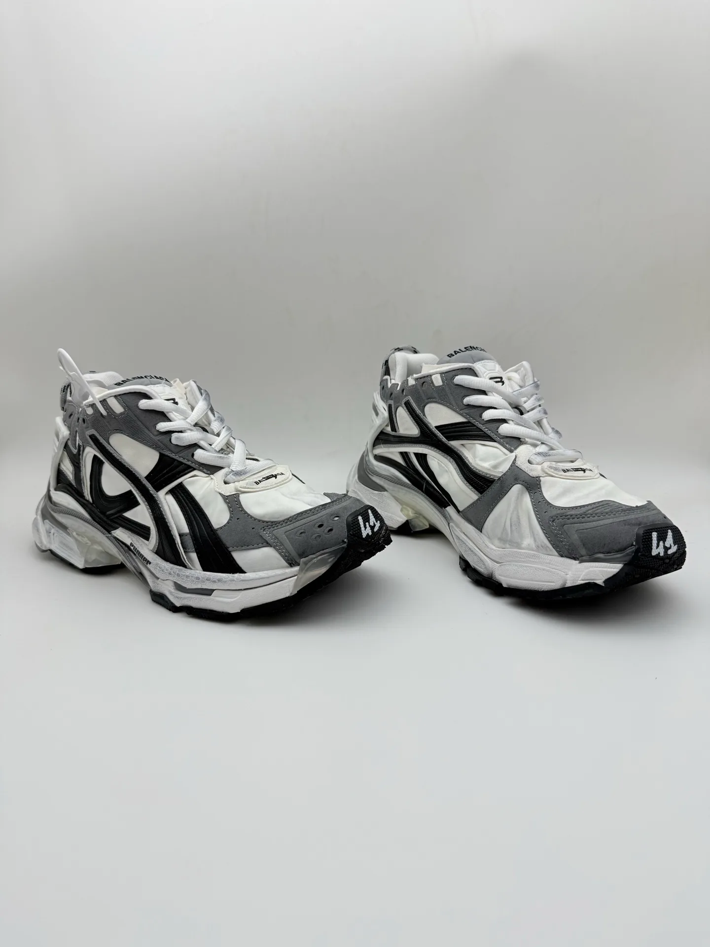 Кроссовки Женские Balenciaga 18589188