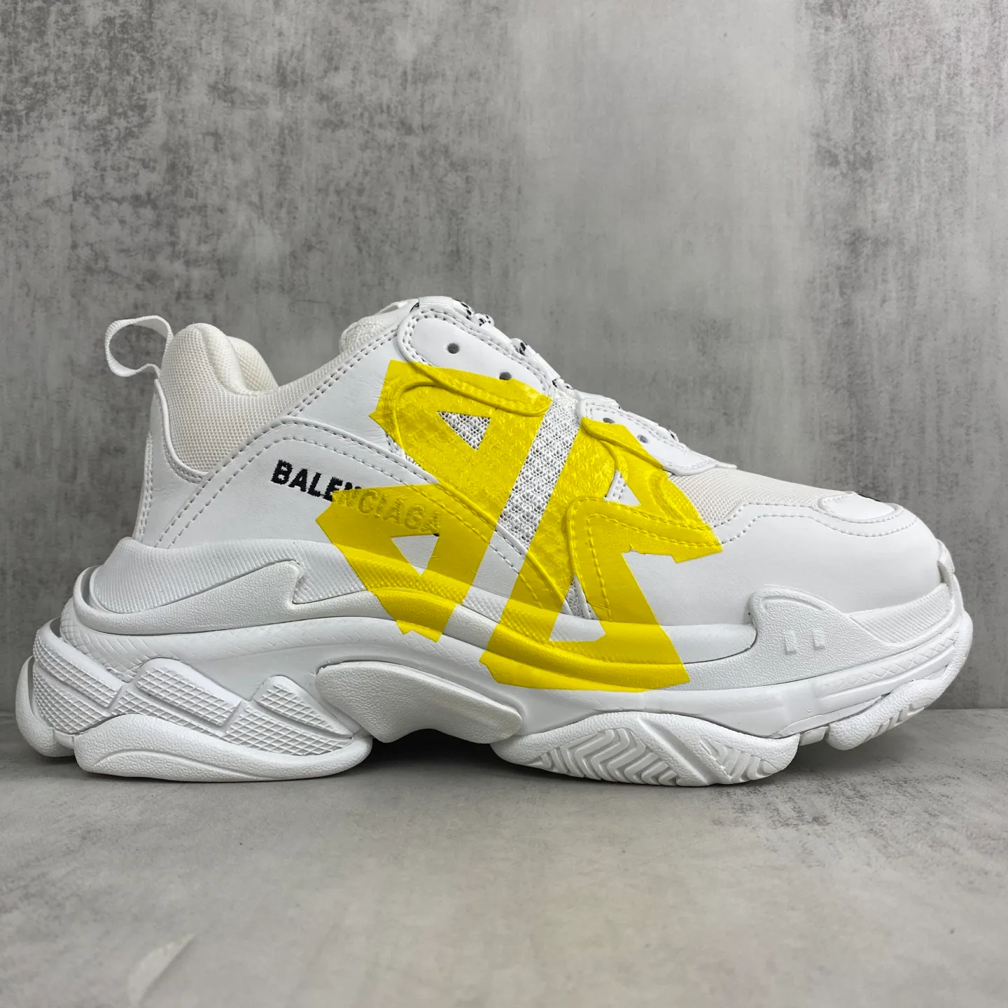 Кроссовки Женские Balenciaga 11216250