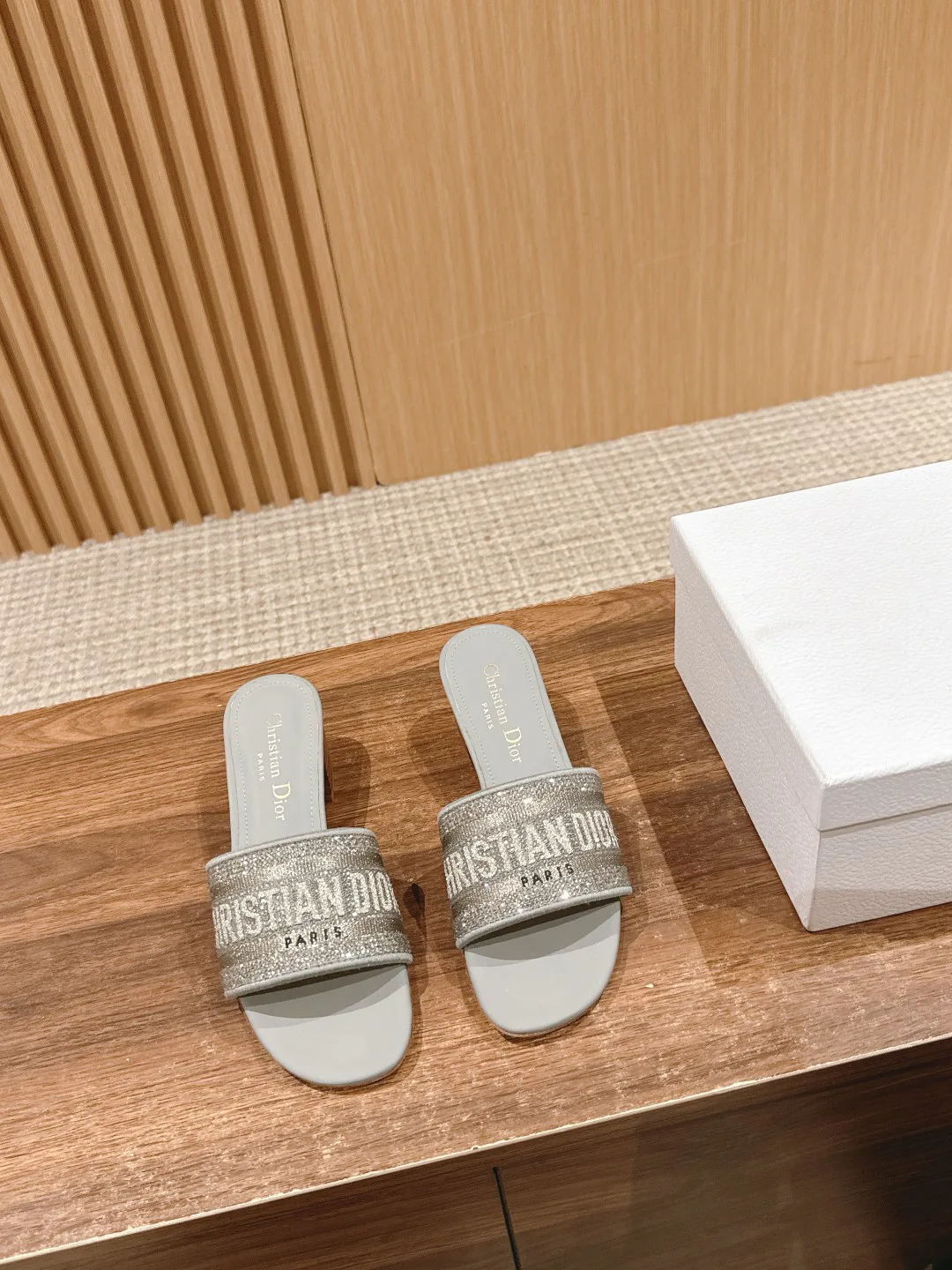 Босоножки Женские Christian Dior 11599929