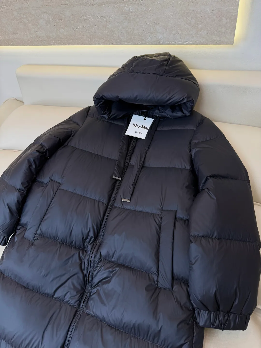 Куртки И Пуховики Женские Max Mara 18769659