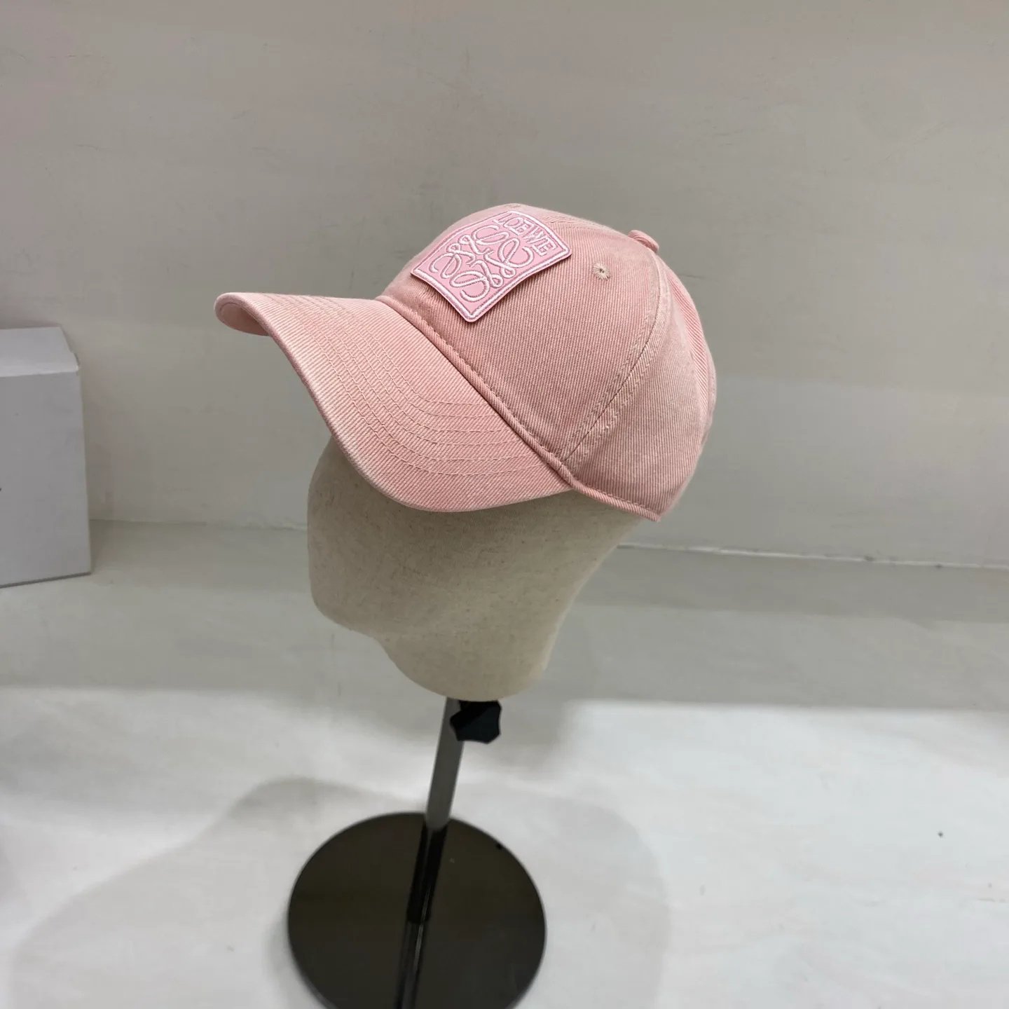 Головные Уборы Loewe 13540982