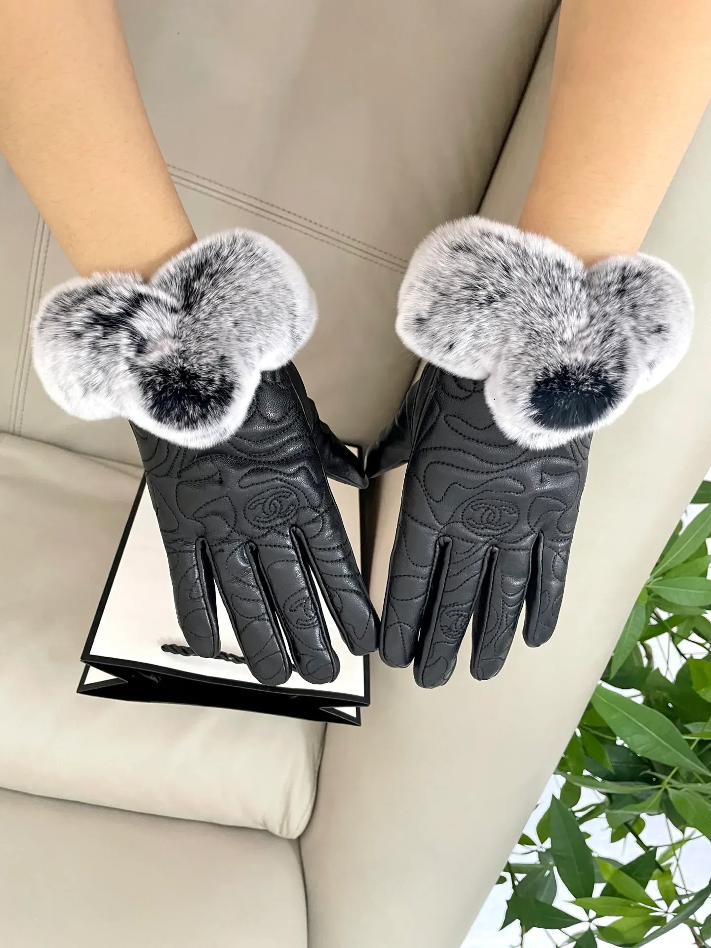 Перчатки Chanel 785717