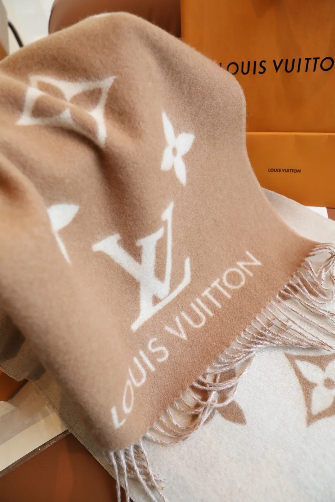 Шарфы Louis Vuitton 401799