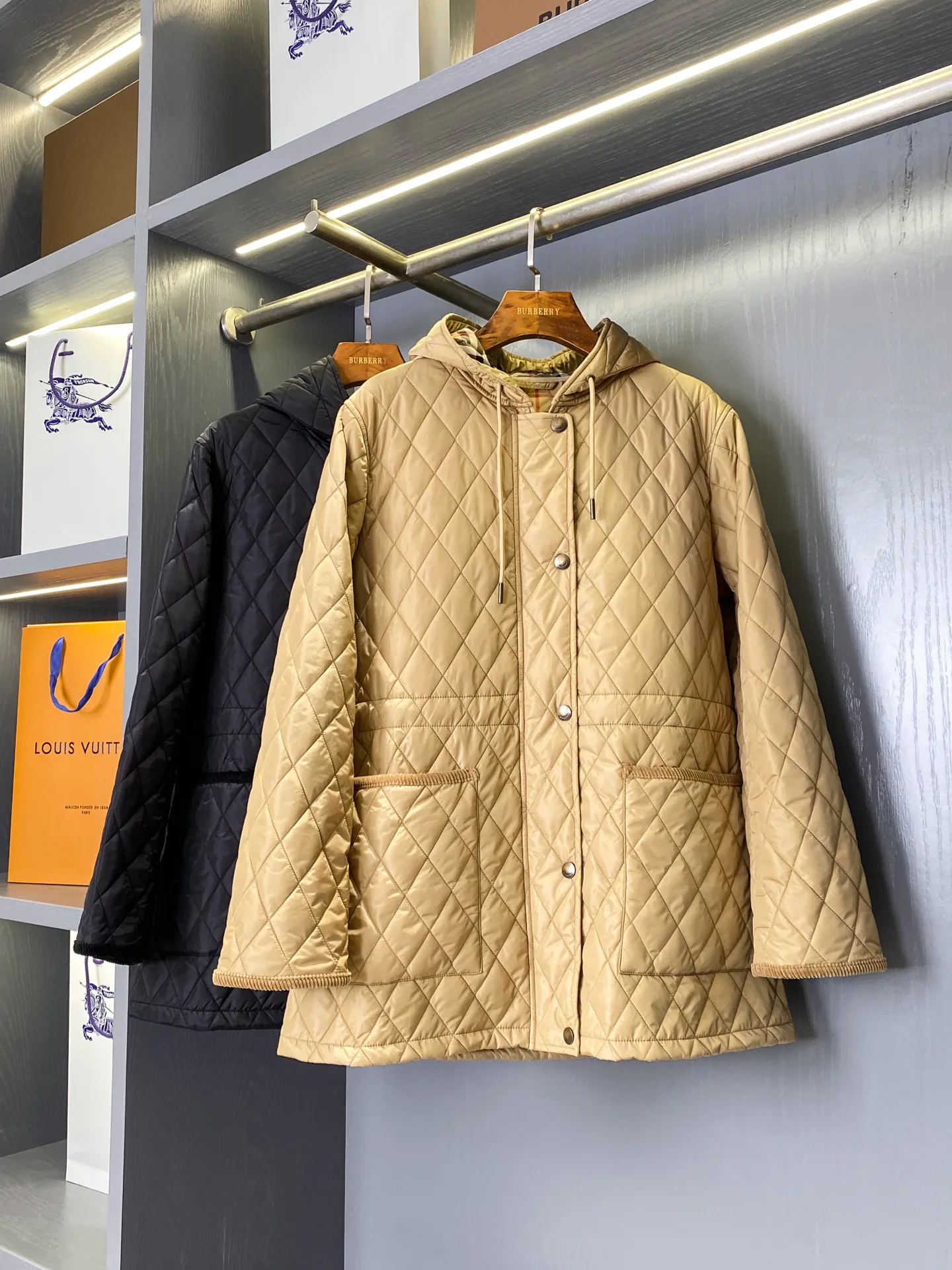 Куртки И Пуховики Женские Burberry 11672206