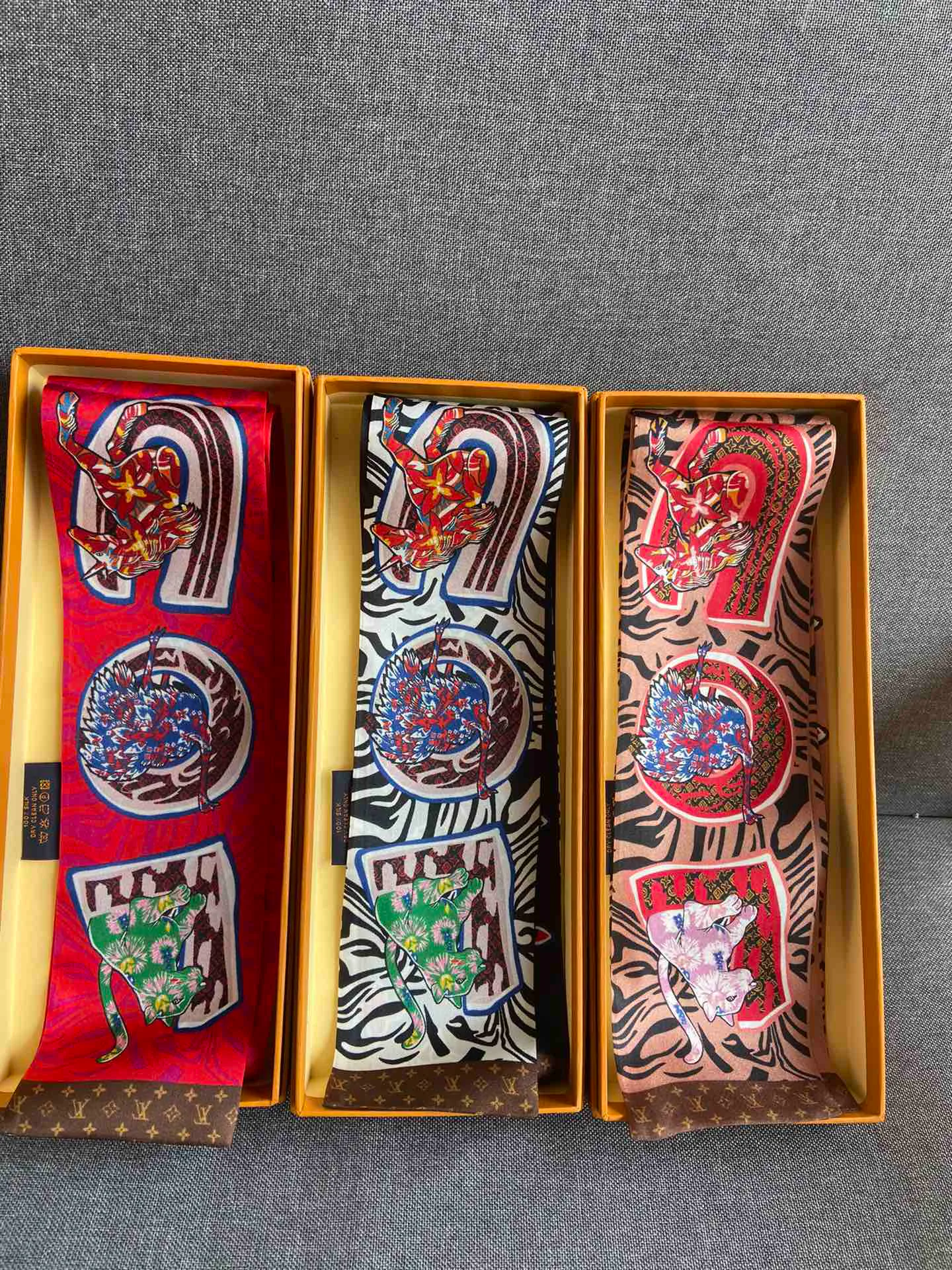 Платки Louis Vuitton 11986206