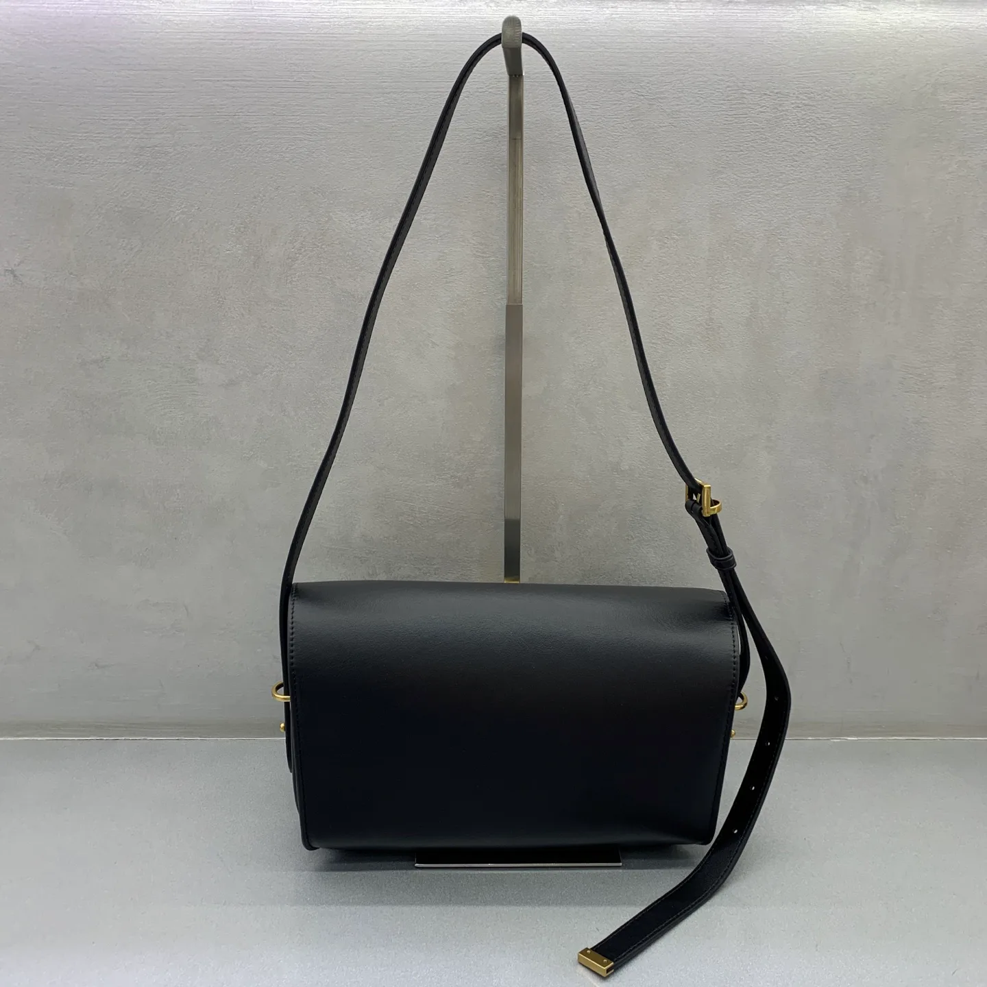 Классические Сумки Женские Balenciaga 18136201