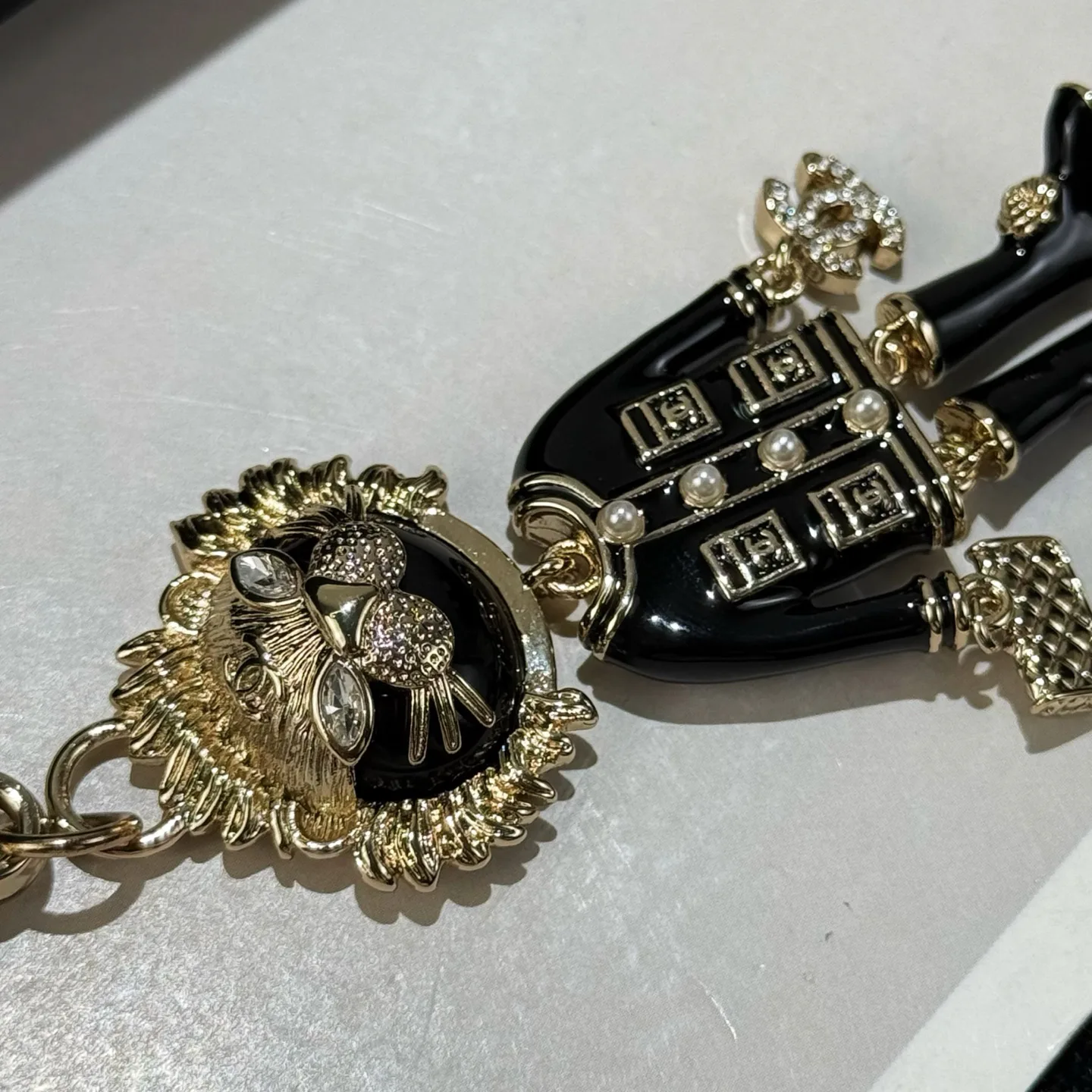 Брелки Chanel Брелки Chanel