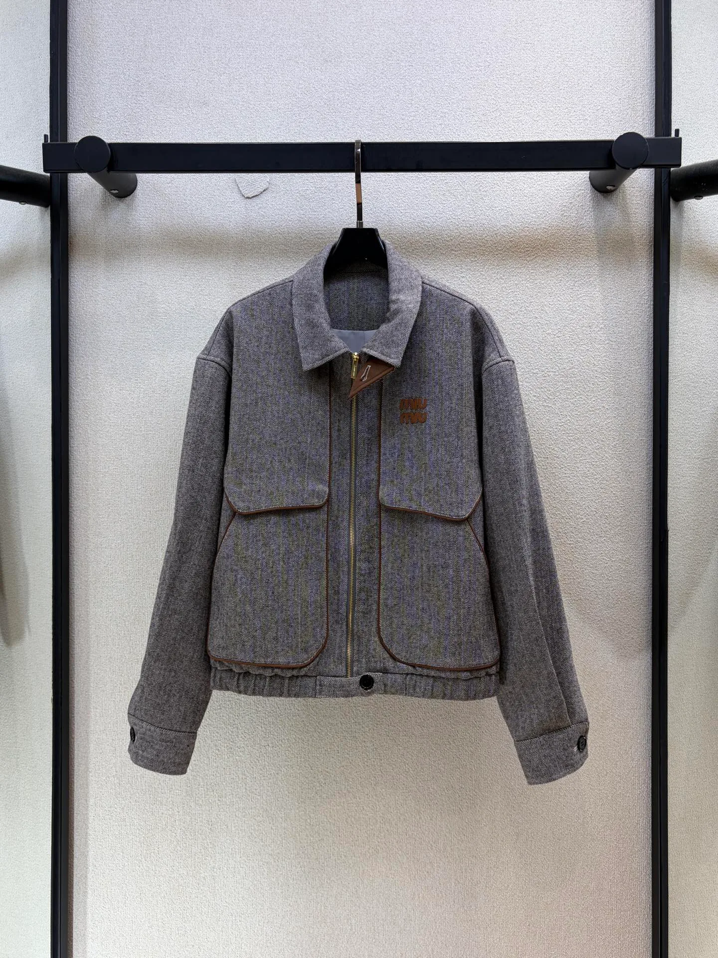 Куртки И Пуховики Женские Miu Miu 18605928