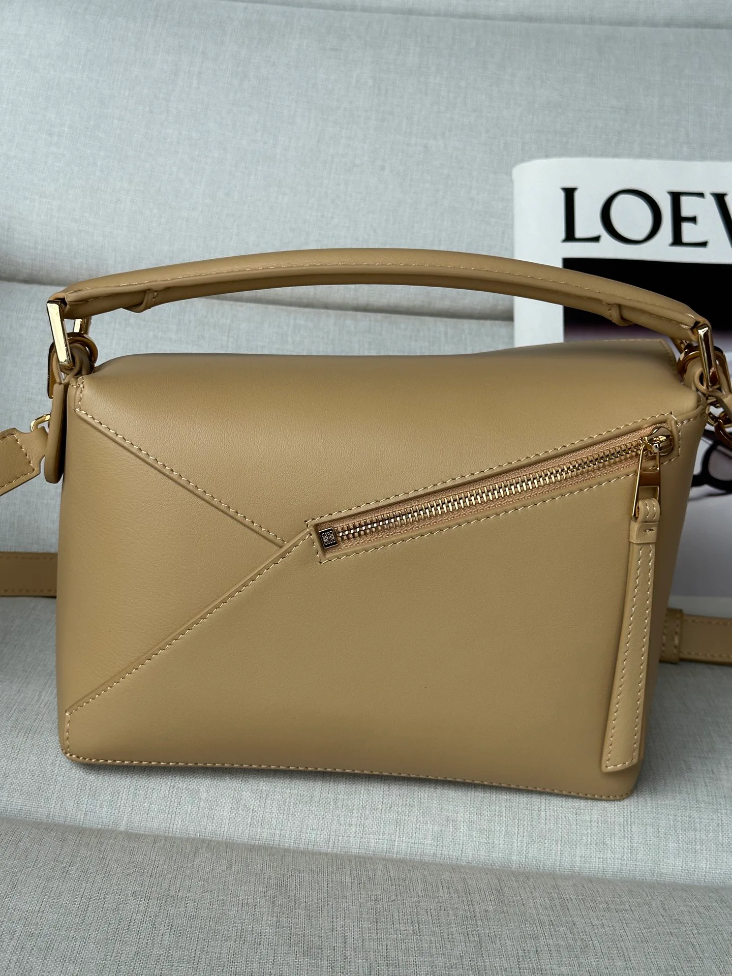 Классические Сумки Женские Loewe 13339538