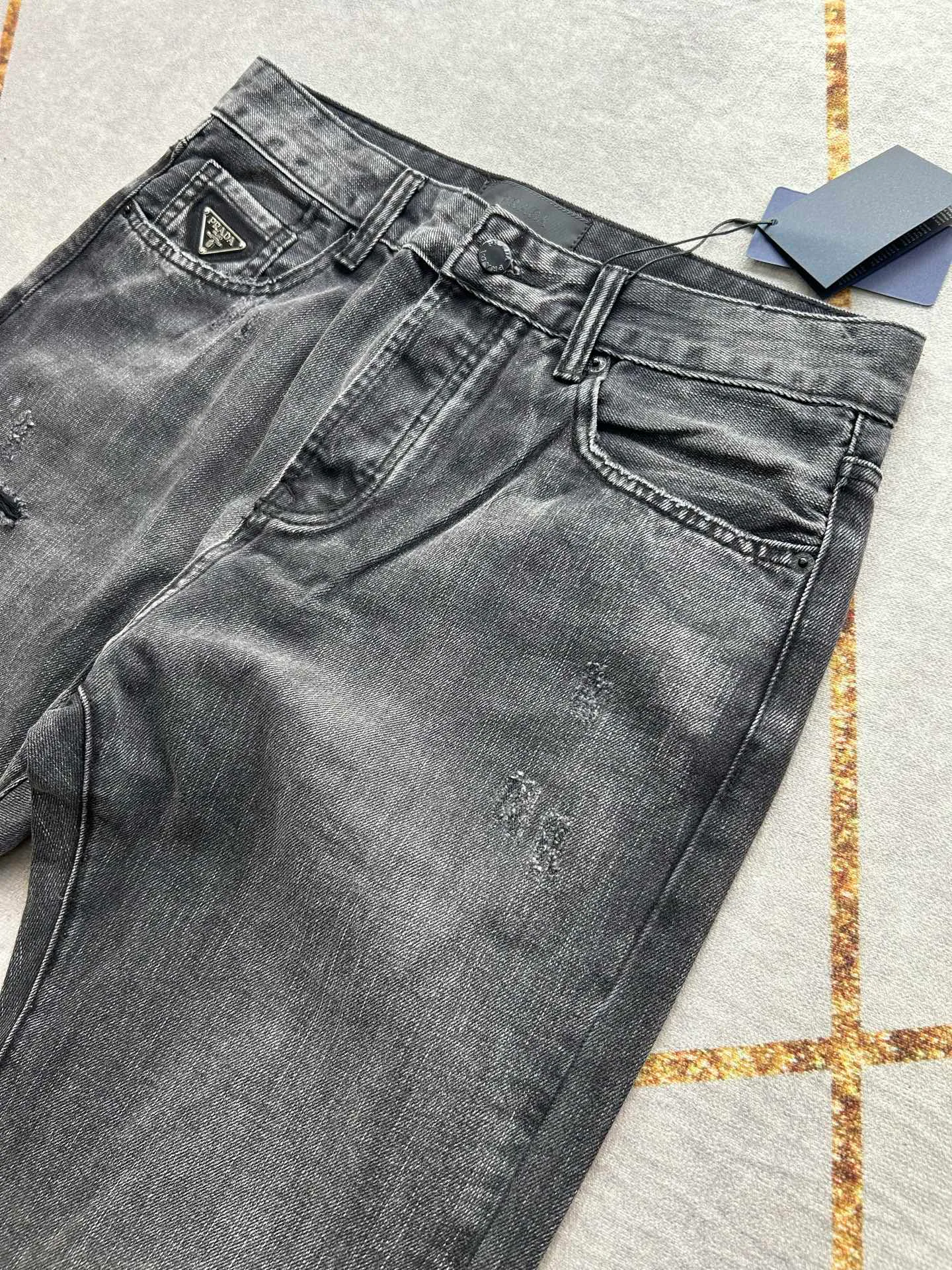 Джинсы Женские Prada 10658016