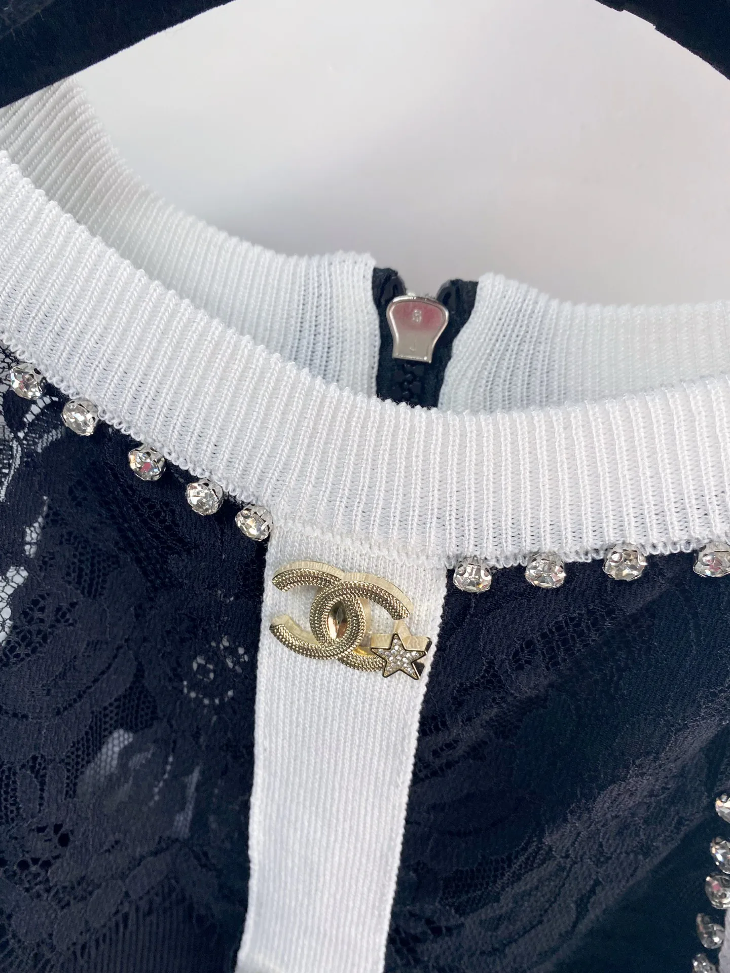 Жилеты Женские Chanel 11239664