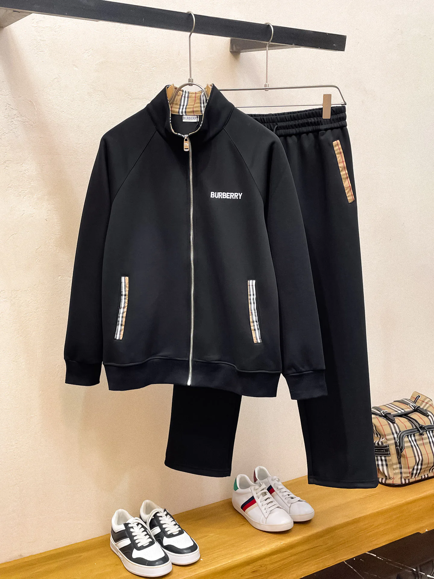 Спортивные Костюмы Мужские Burberry 235403