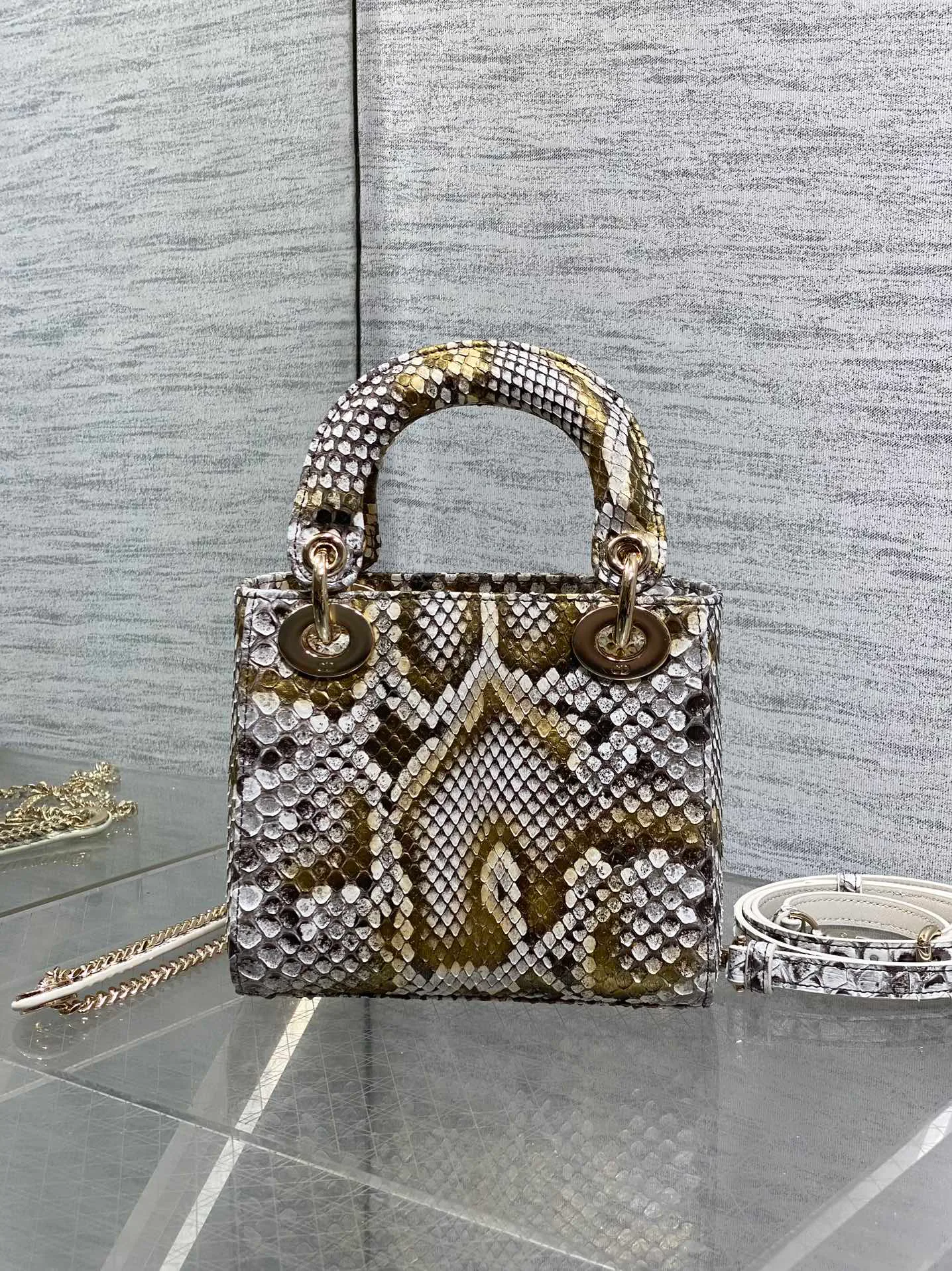 Классические Сумки Женские Christian Dior 11581682