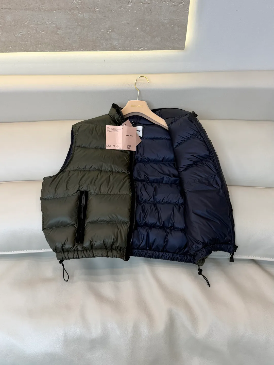 Жилеты Женские Miu Miu 18629936