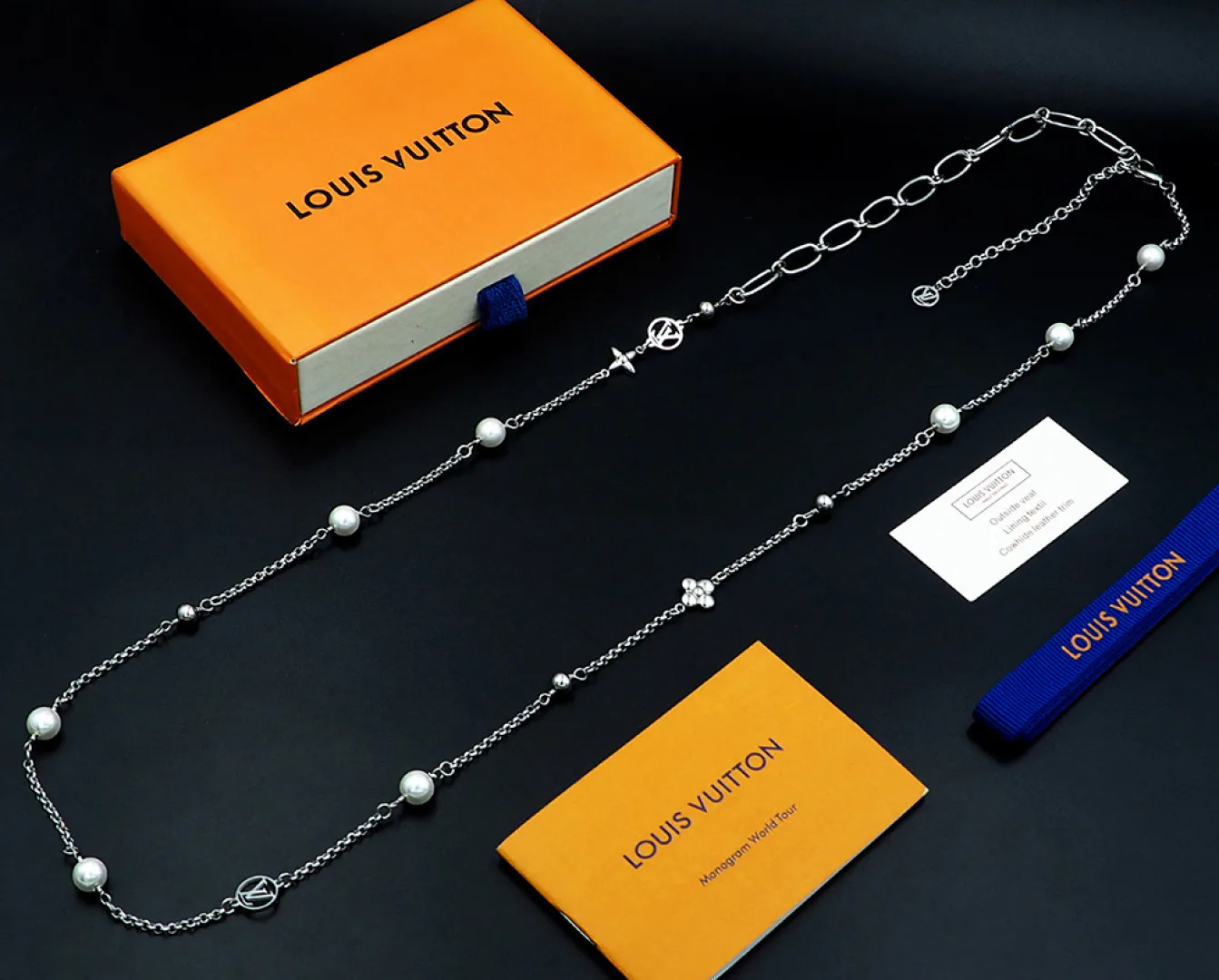 Бижутерия Louis Vuitton 11240567