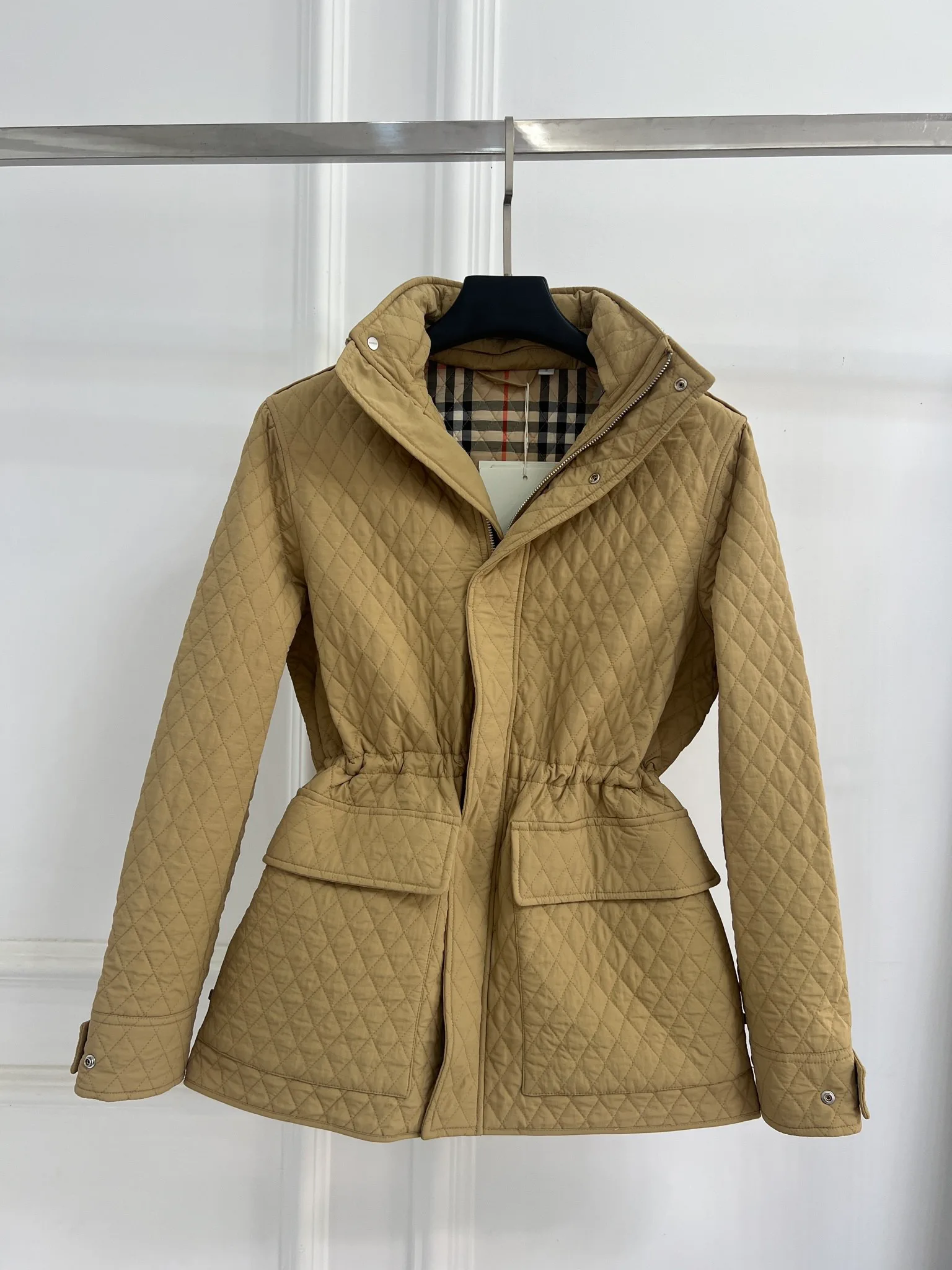Куртки И Пуховики Женские Burberry 19266466