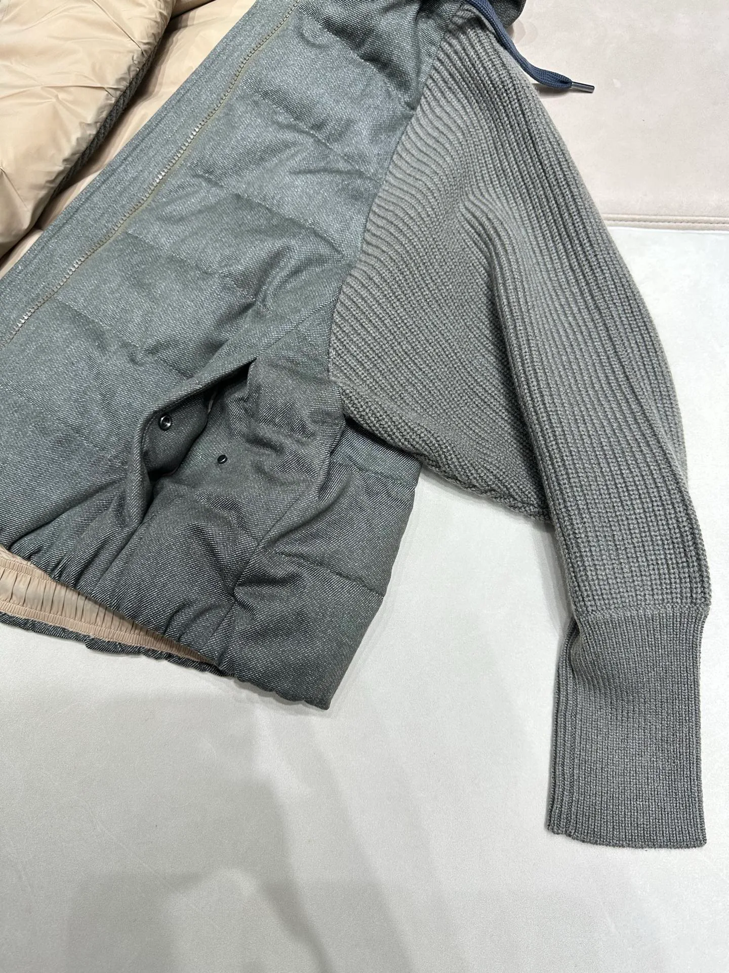 Куртки И Пуховики Женские Brunello Cucinelli 18237323