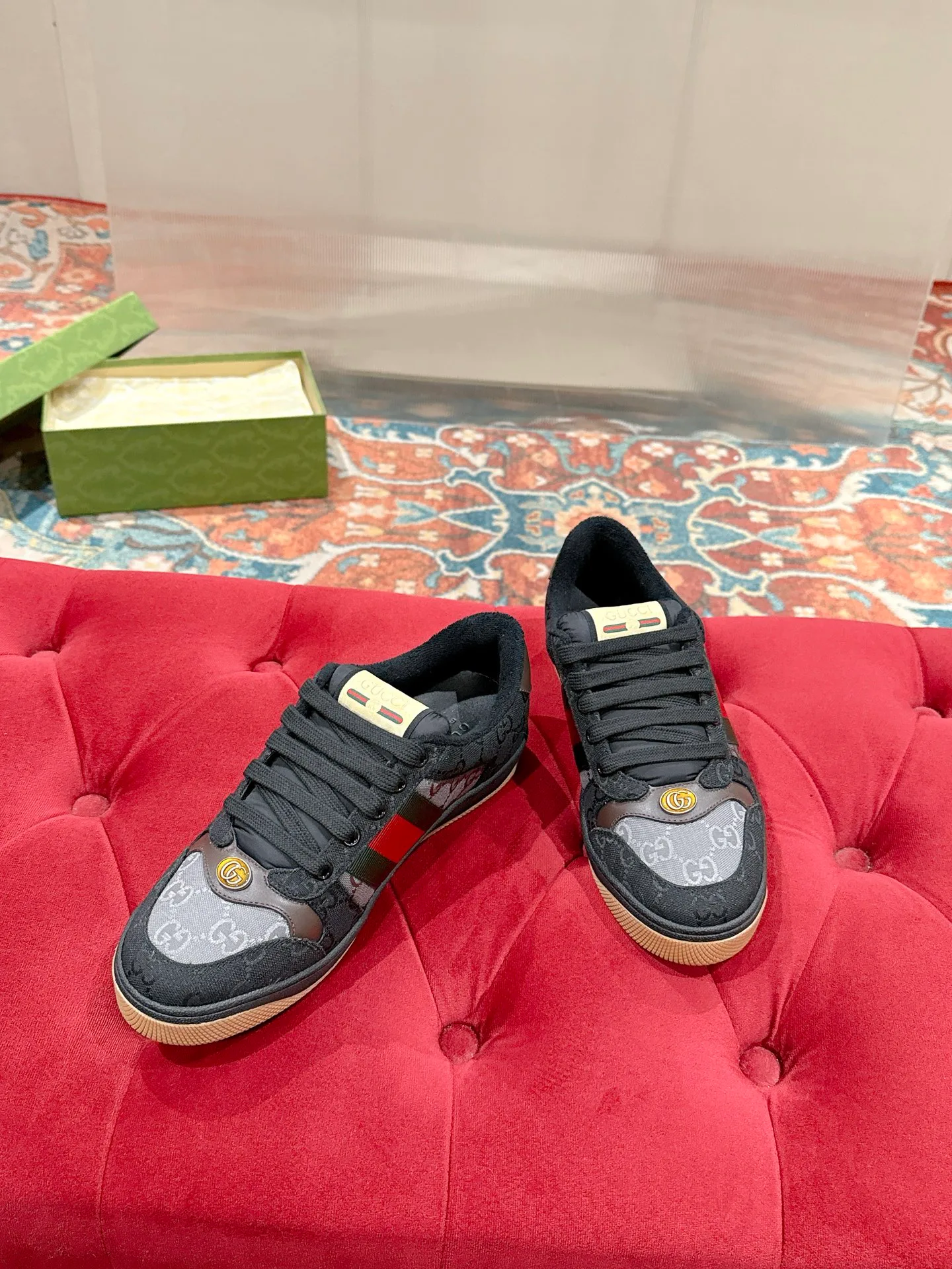 Кроссовки Женские Gucci 1049826