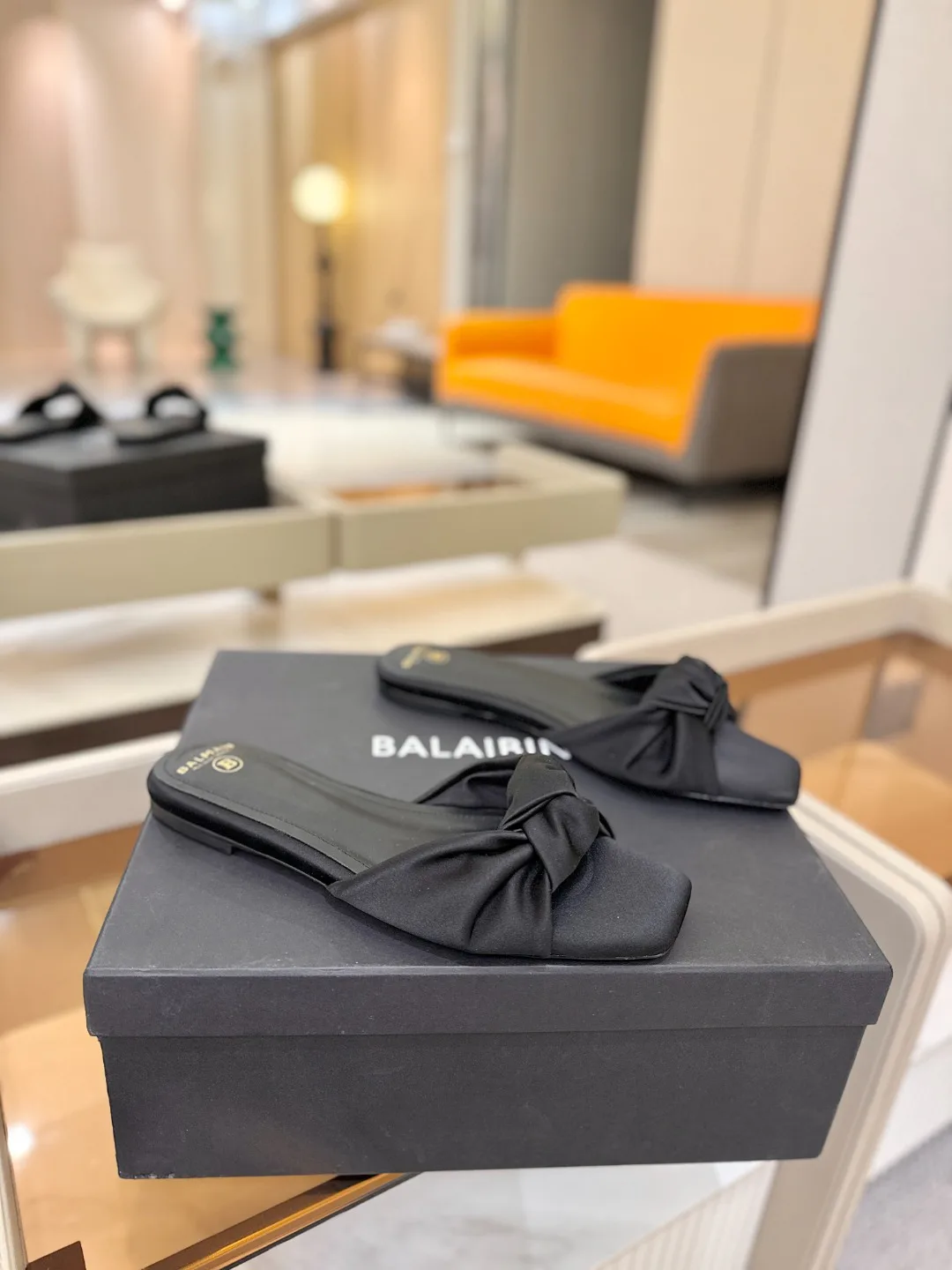 Шлепанцы Женские Balmain 840998