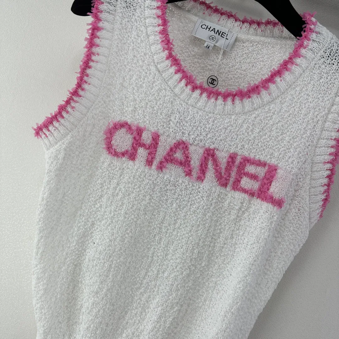 Жилеты Женские Chanel 11782088