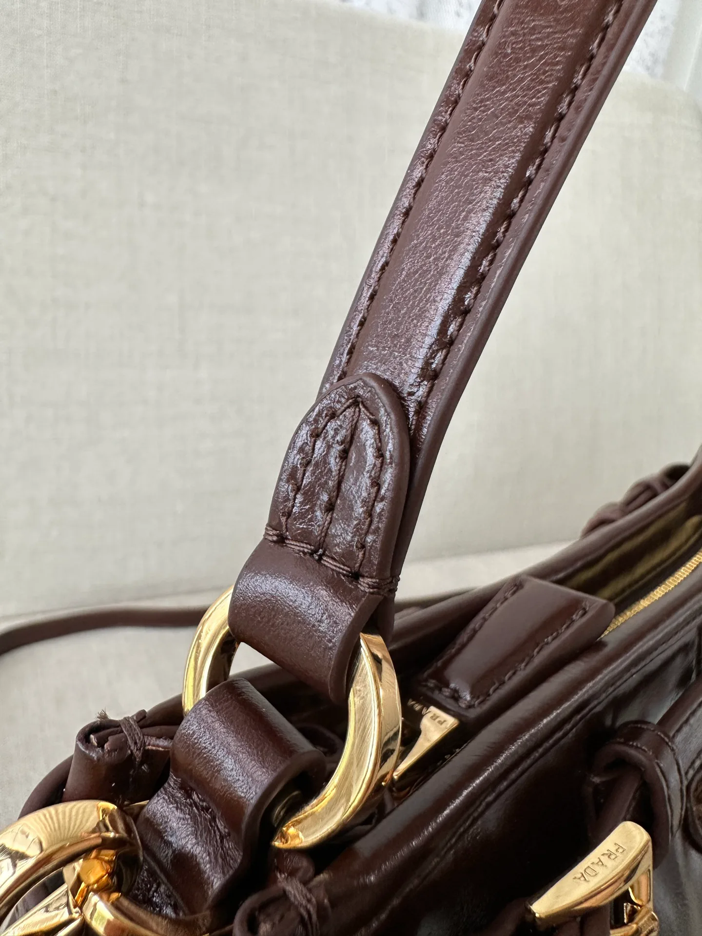 Классические Сумки Женские Prada 17524306