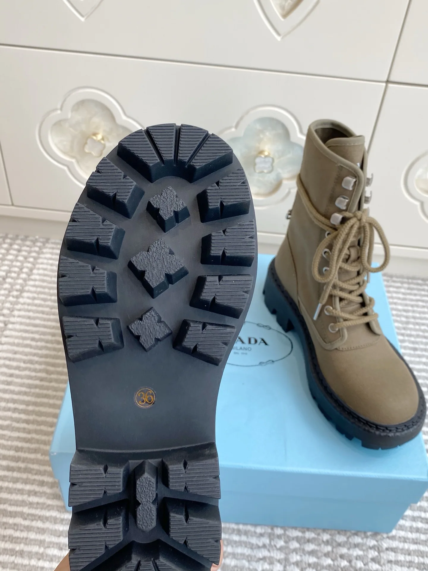 Ботинки Женские Prada 16954180