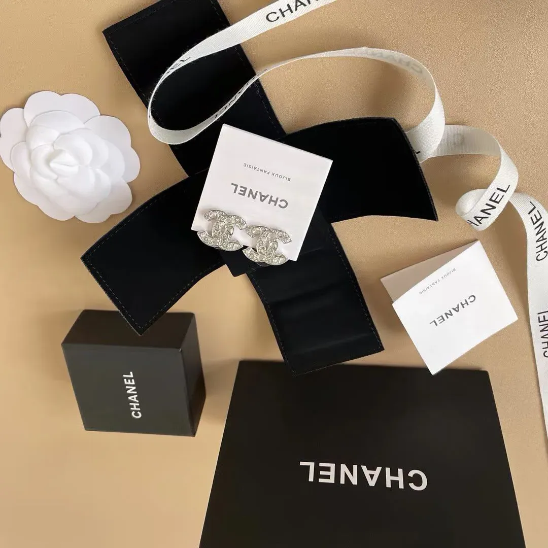 Бижутерия Chanel 1302358