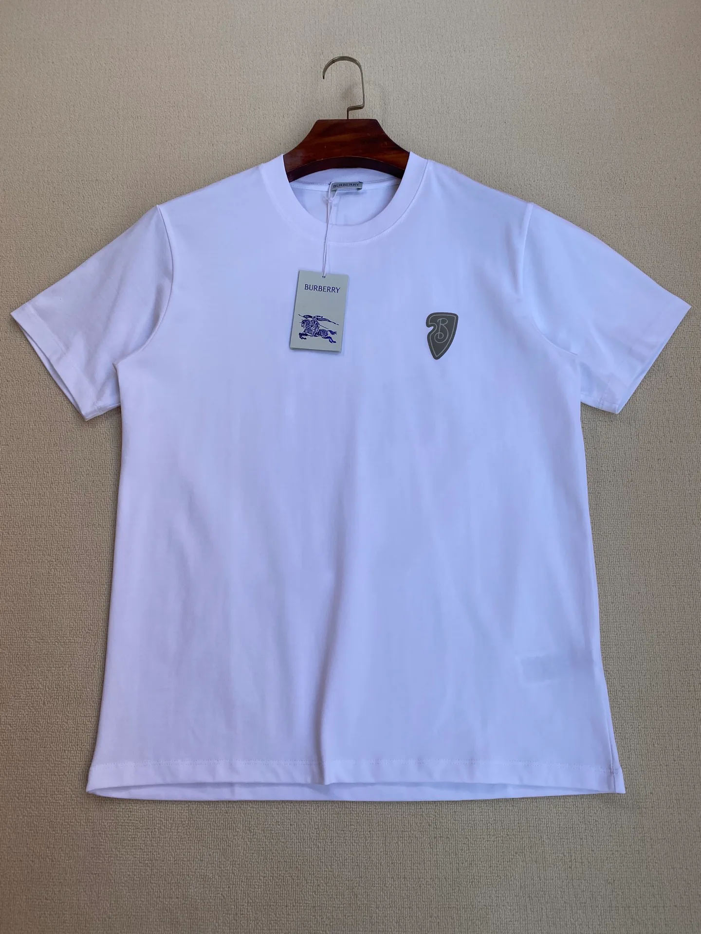 Футболки Женские Burberry 13302371